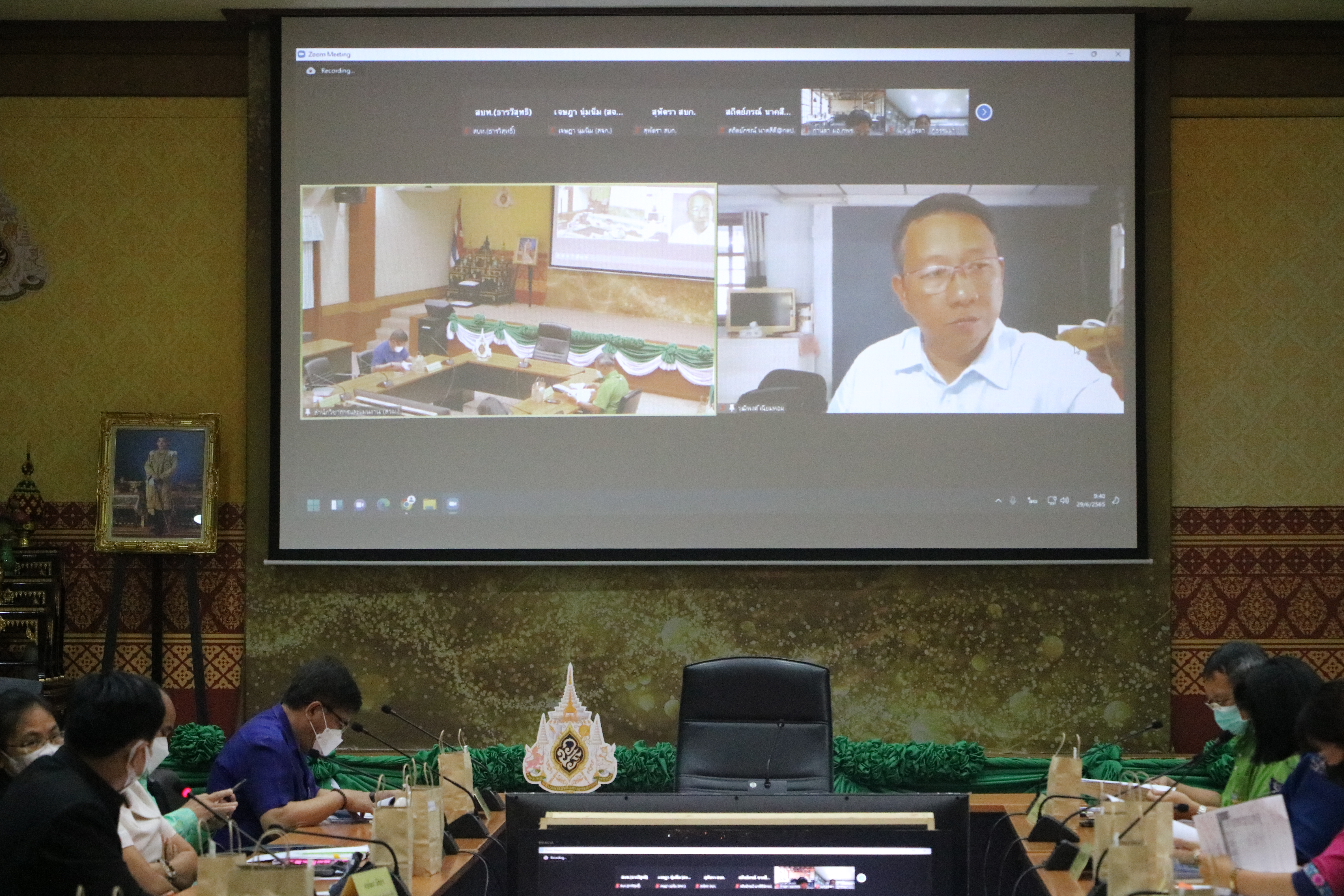 ผู้อำนวยการสำนักบริหารกลาง ร่วมประชุมคณะทำงานติดตามเร่งรัดการใช้จ่ายเงินงบประมาณประจำปีงบประมาณ พ.ศ. 2565 ของสำนักงานการปฏิรูปที่ดินเพื่อเกษตรกรรม ครั้งที่ 2/2565 (ข่าวแชร์)
