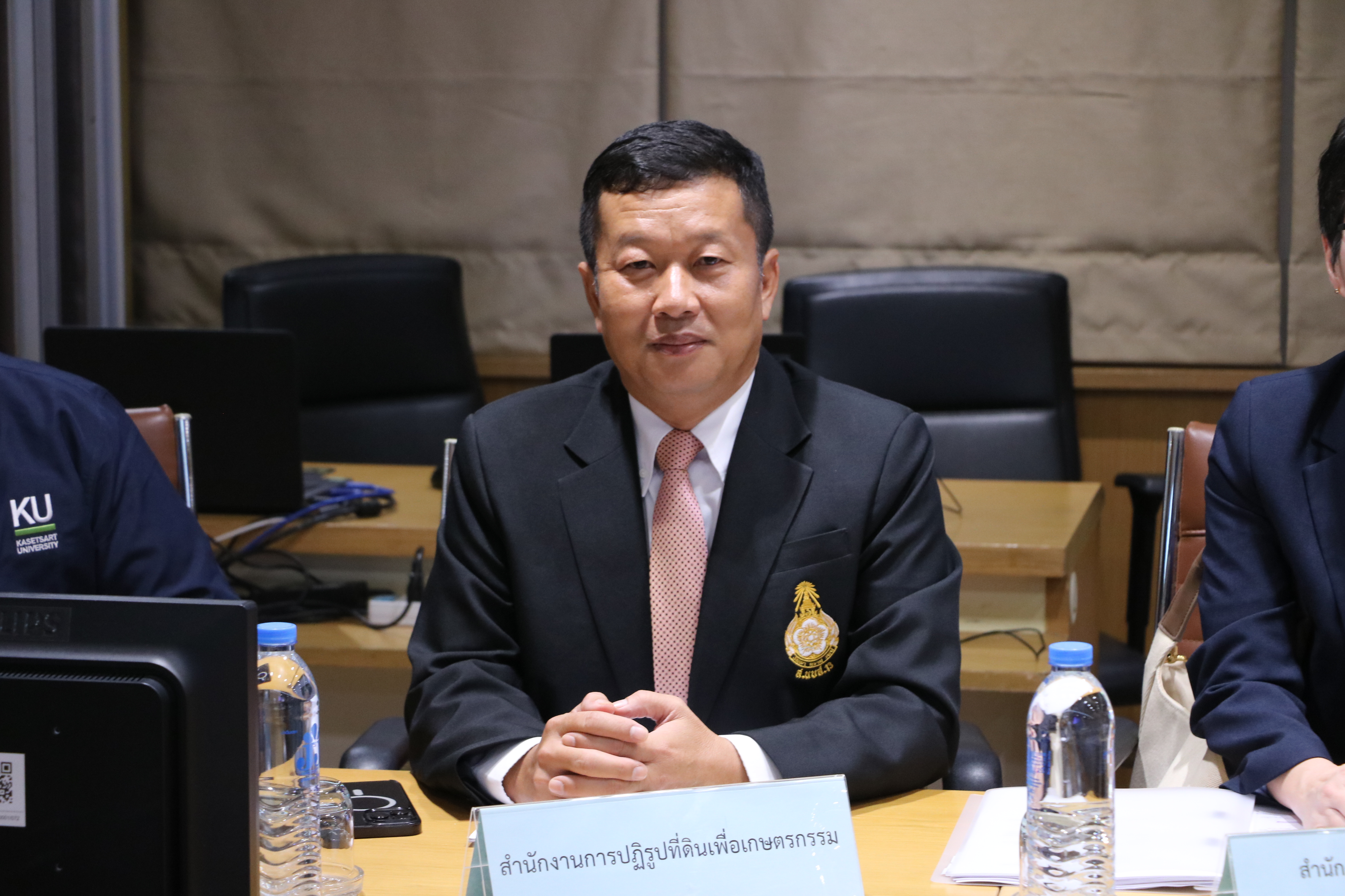 ส.ป.ก. ร่วมประชุมคณะกรรมการดำเนินโครงการและกิจกรรม งานเฉลิมพระเกียรติพระบาทสมเด็จพระเจ้าอยู่หัว เนื่องในโอกาสมหามงคลเฉลิมพระชนมพรรษา 6 รอบ 28 กรกฎาคม 2567 ของกระทรวงเกษตรและสหกรณ์ ครั้งที่ 4/2567 (ข่าวแชร์)