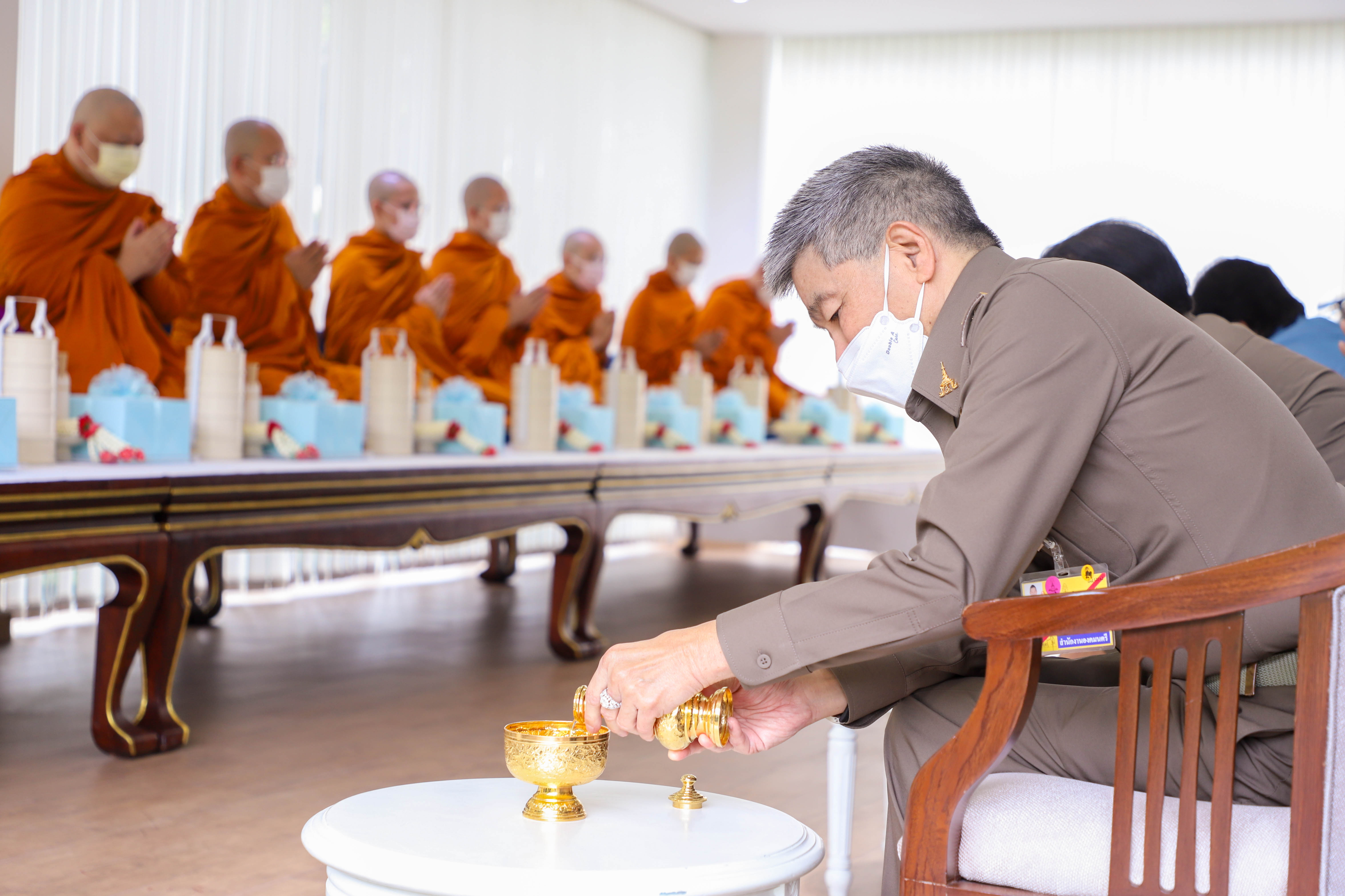 รองเลขาธิการ ส.ป.ก. ร่วมงานพิธีเจริญพระพุทธมนต์ และถวายเพล (ปิ่นโต) ณ สวนสมเด็จพระนางเจ้าสิริกิติ์ฯ