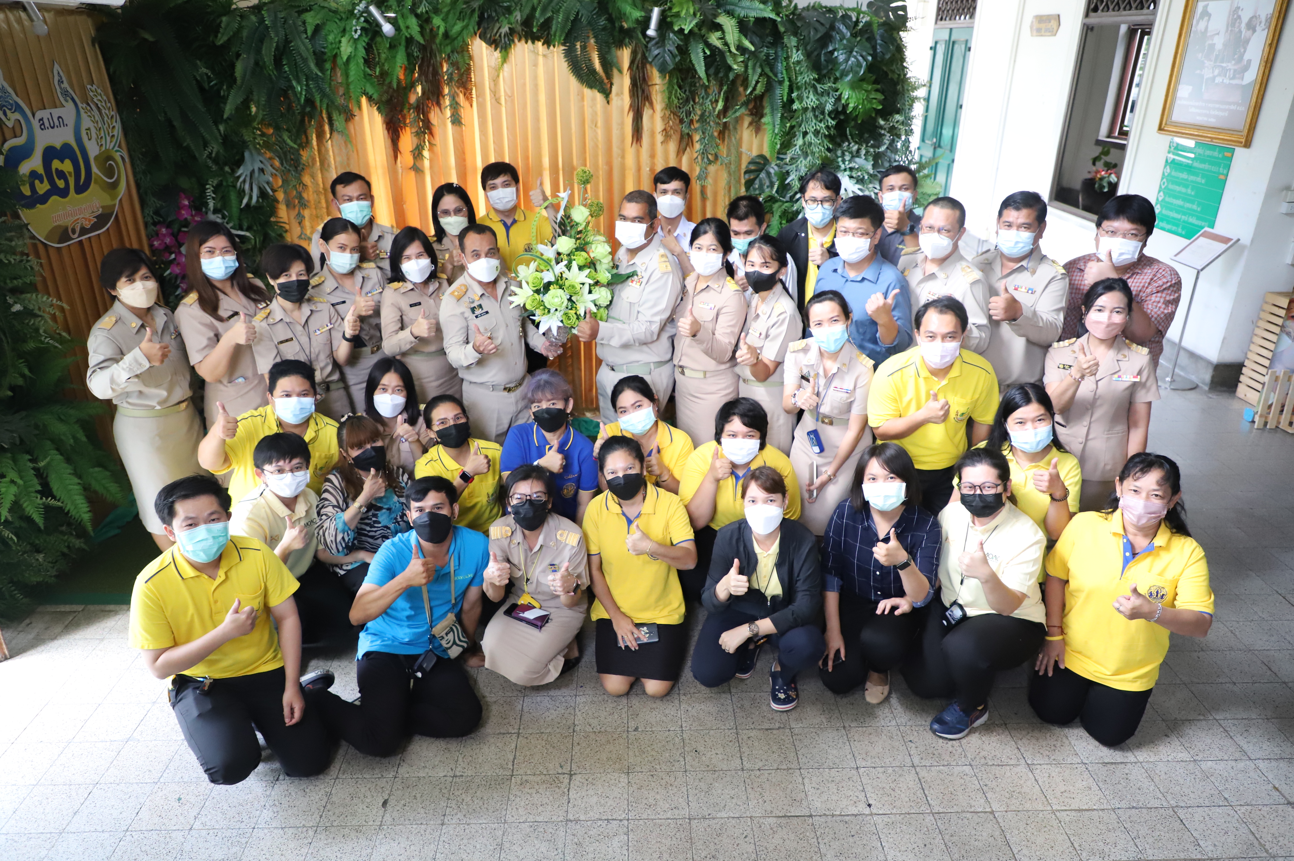 สำนักจัดการปฏิรูปที่ดิน ร่วมแสดงความยินดีในโอกาส รองเลขาธิการส.ป.ก. เข้ารับตำแหน่งใหม่ (ข่าวแชร์)