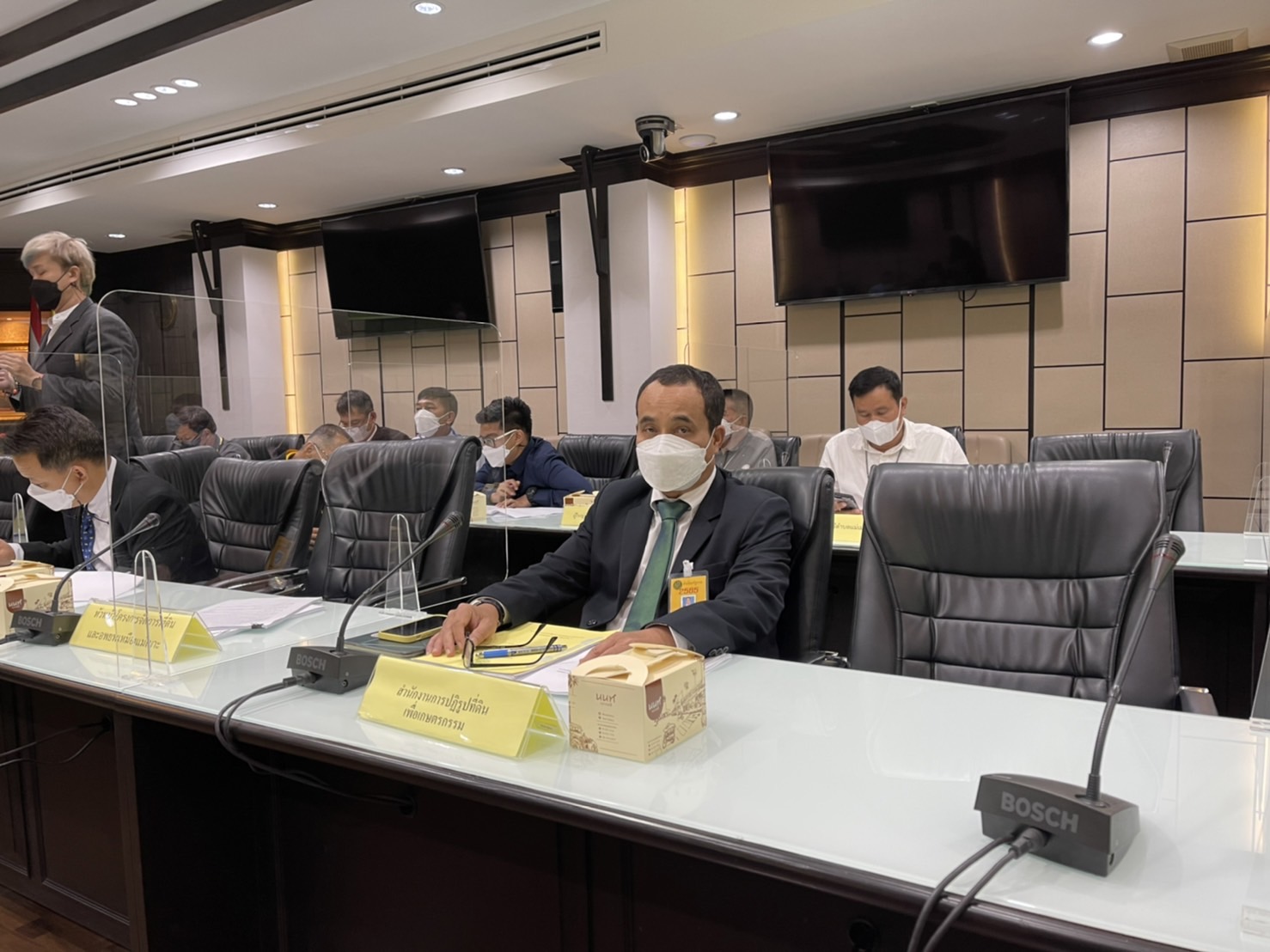 รองเลขาธิการ ส.ป.ก. ร่วมประชุมคณะกรรมการติดตามผลการดำเนินการแก้ไขปัญหาการออกเอกสารสิทธิให้แก่ราษฎร อ.แม่เมาะ จ.ลำปาง ครั้งที่ 2/2565 (ข่าวแชร์)