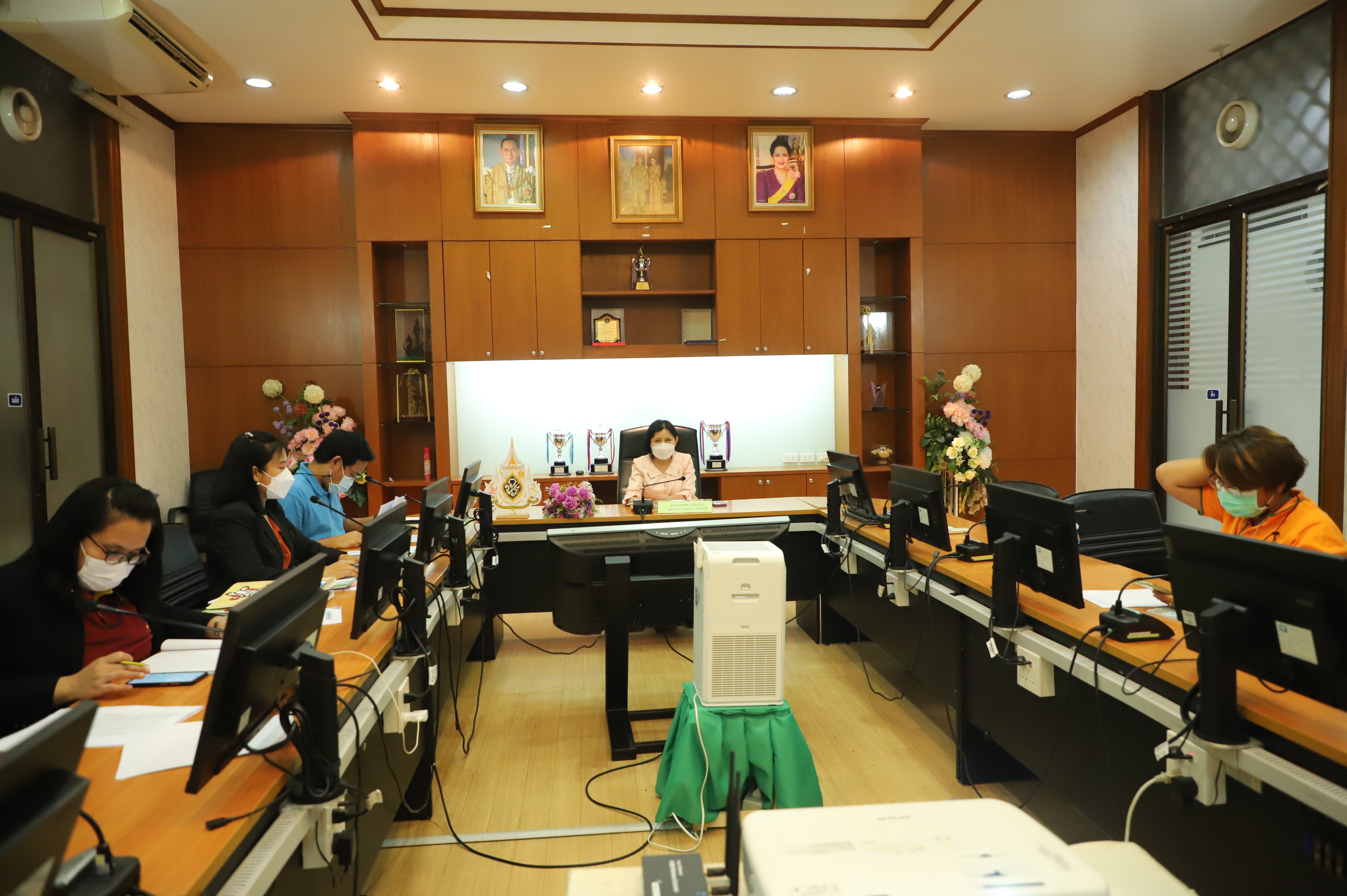 ส.ป.ก.ประชุมชี้แจงรายงานการจัดทำแผนพัฒนารายบุคคล (Individual Development Plan : IDP) ของกลุ่มบุคลากรต้นแบบ (ครู ก.) ประจำปีงบประมาณ พ.ศ.2565 