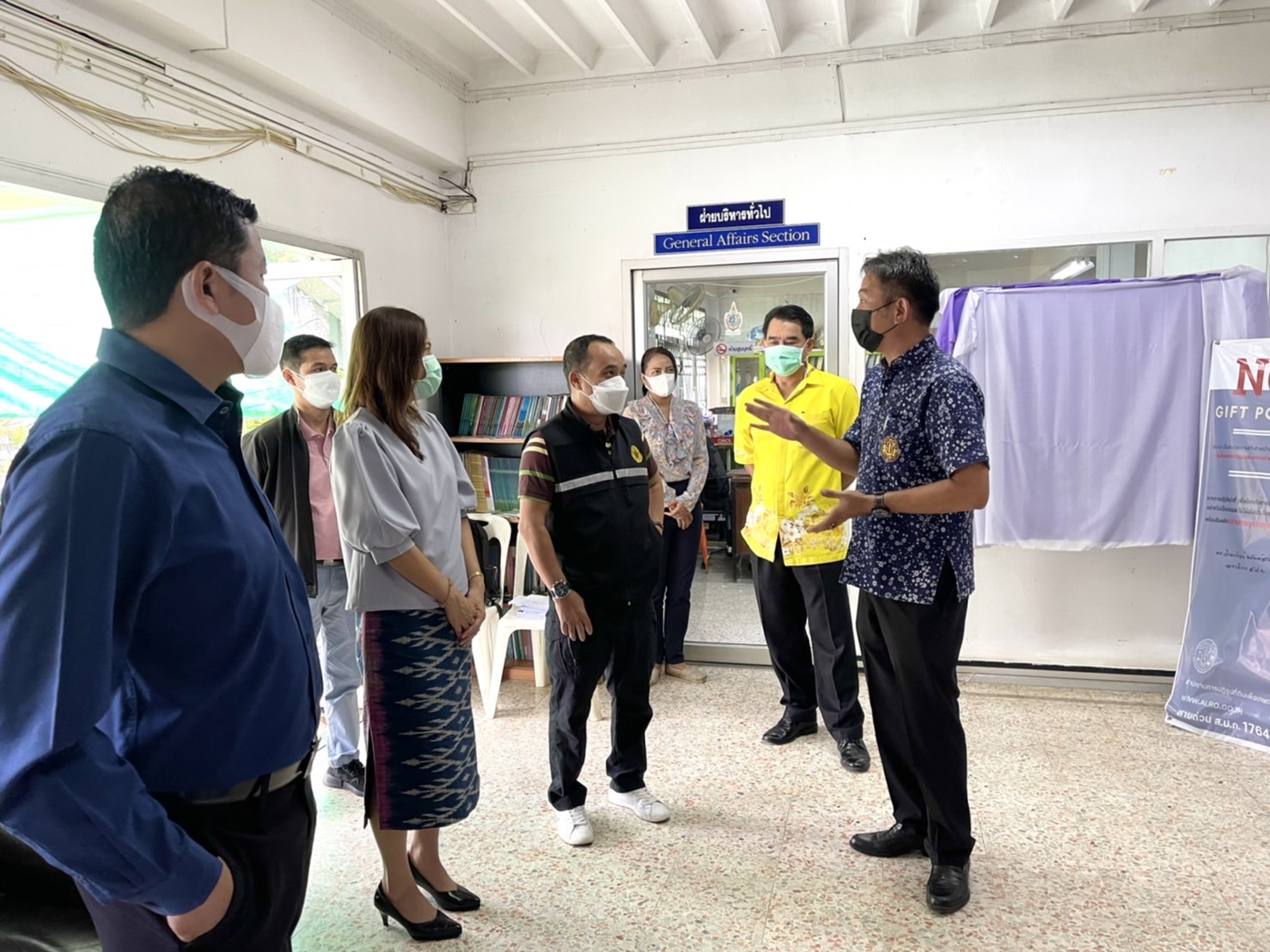 รองเลขาฯ ส.ป.ก. ลงพื้นที่ติดตามการติดตั้งอุปกรณ์ฯ ศูนย์บริการประชาชนของ ส.ป.ก.ชัยภูมิ