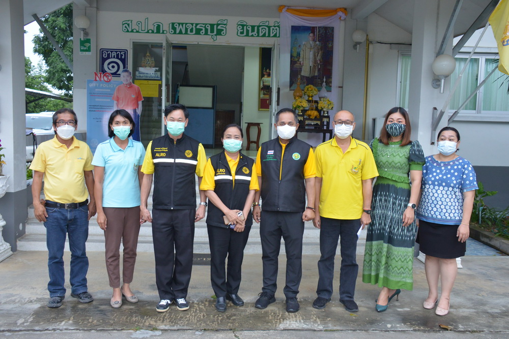 รองเลขาธิการ ส.ป.ก. พร้อมคณะตรวจเยี่ยม สำนักงานการปฏิรูปที่ดินจังหวัดเพชรบุรี