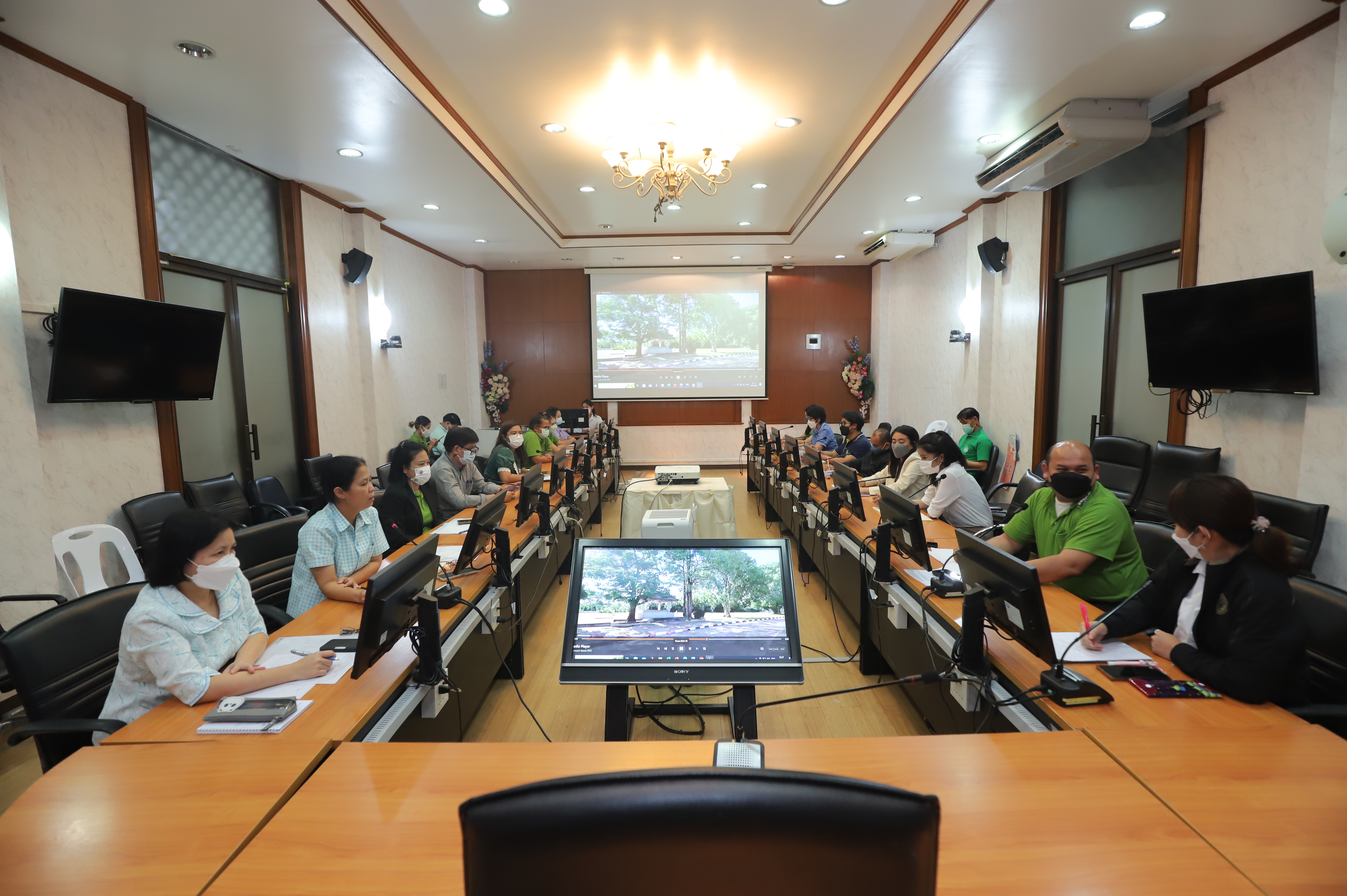 กองการเจ้าหน้าที่ และ สำนักบริหารกลาง ร่วมประชุมหารือเตรียมความพร้อมการจัดกิจกรรมกีฬาสานสัมพันธ์และพิธีประกาศเกียรติคุณผู้เกษียณอายุราชการ ประจำปี 2566 (ข่าวแชร์)