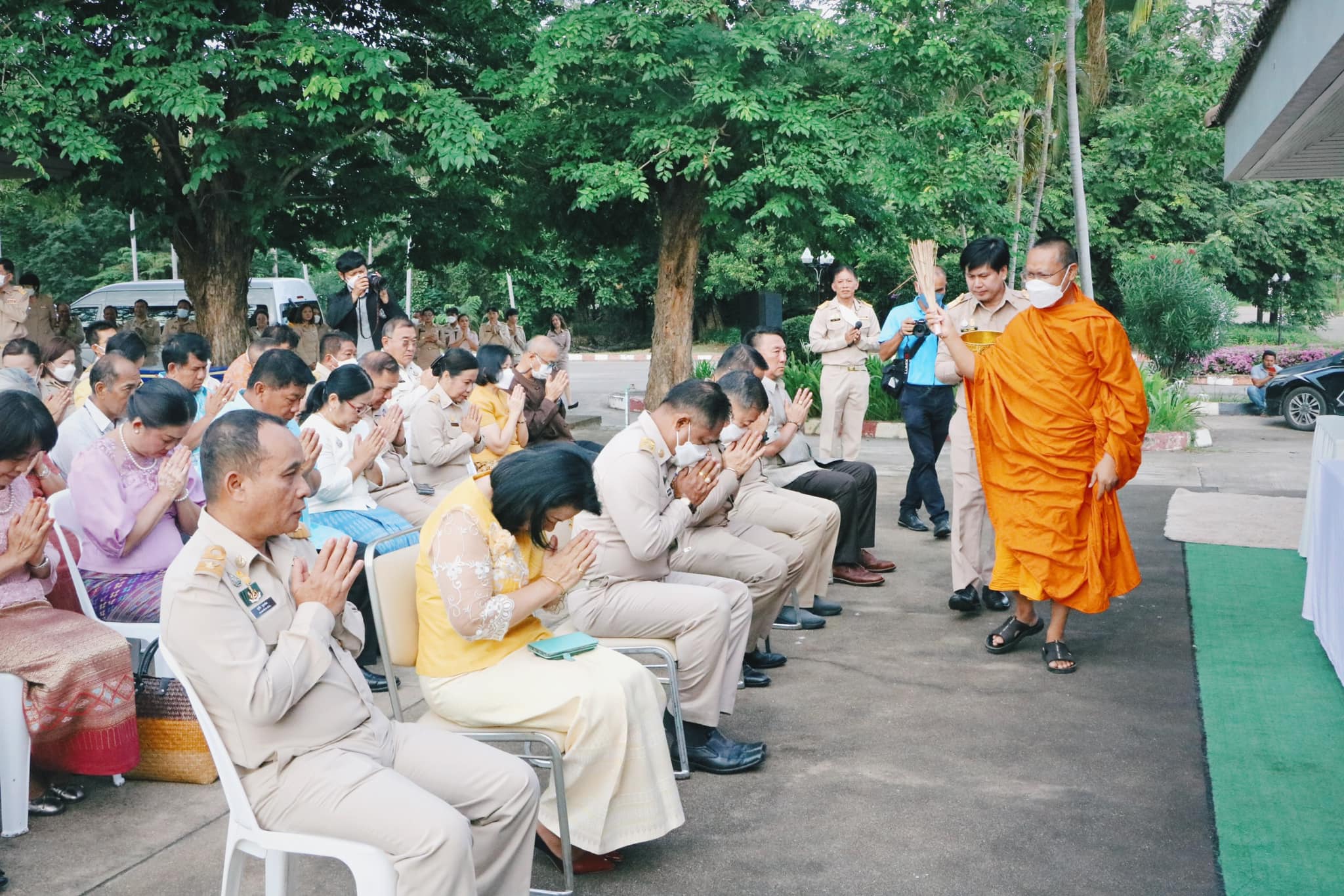 ส.ป.ก. จัดกิจกรรมทำบุญใส่บาตร ผู้เกษียณอายุราชการ ประจำปี 2566