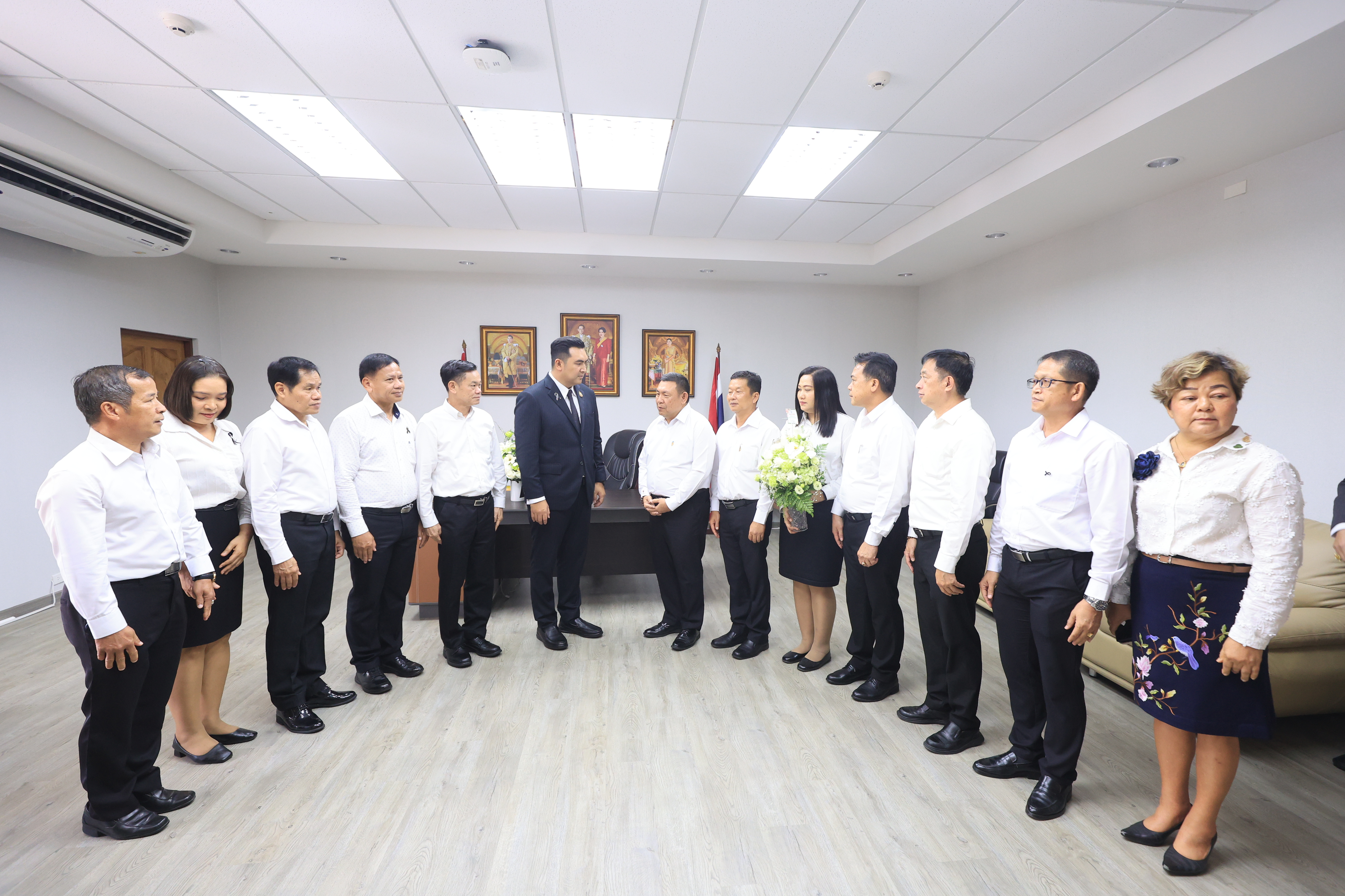 คณะผู้บริหาร ส.ป.ก. ร่วมแสดงความยินดีในโอกาสเข้ารับตำแหน่งของรัฐมนตรีว่าการกระทรวงเกษตรและสหกรณ์ และรัฐมนตรีช่วยว่าการกระทรวงเกษตรและสหกรณ์ 