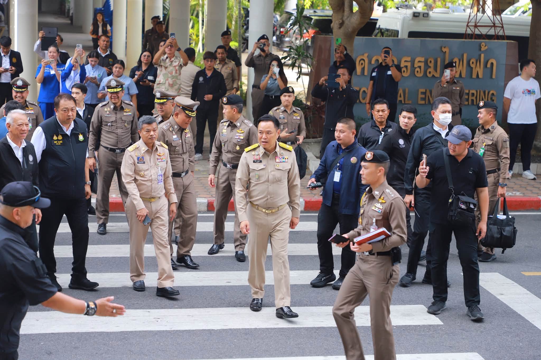รองเลขาธิการ ส.ป.ก. ติดตามคณะรัฐมนตรีเกษตรฯ ร่วมเวทีระดมความเห็นการบูรณาการแนวทางพัฒนาพื้นที่ 5 จังหวัดภาคใต้ 