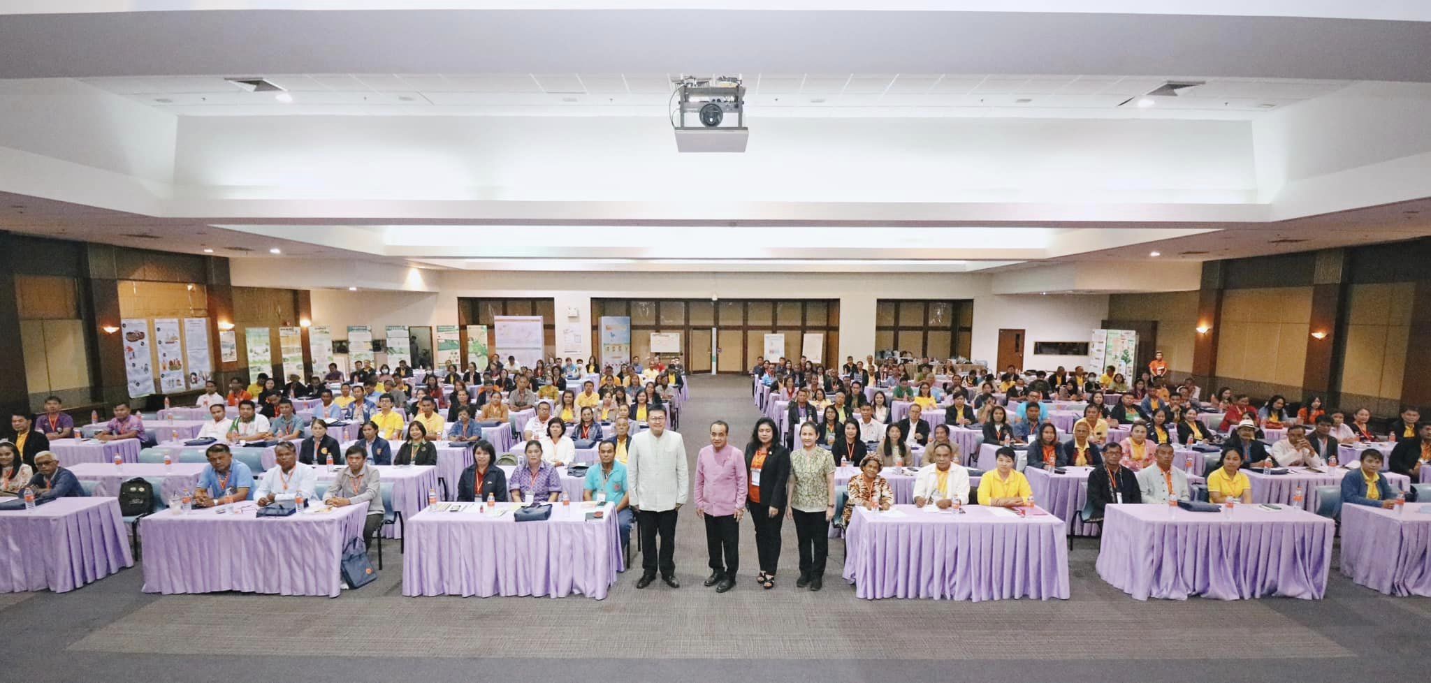 รองเลขาธิการ ส.ป.ก. ร่วมเป็นวิทยากรบรรยาย โครงการฝึกอบรม “การพัฒนาศักยภาพผู้นำเกษตรกร และการเชื่อมโยงเครือข่ายผู้นำเกษตรกร” (ข่าวแชร์)