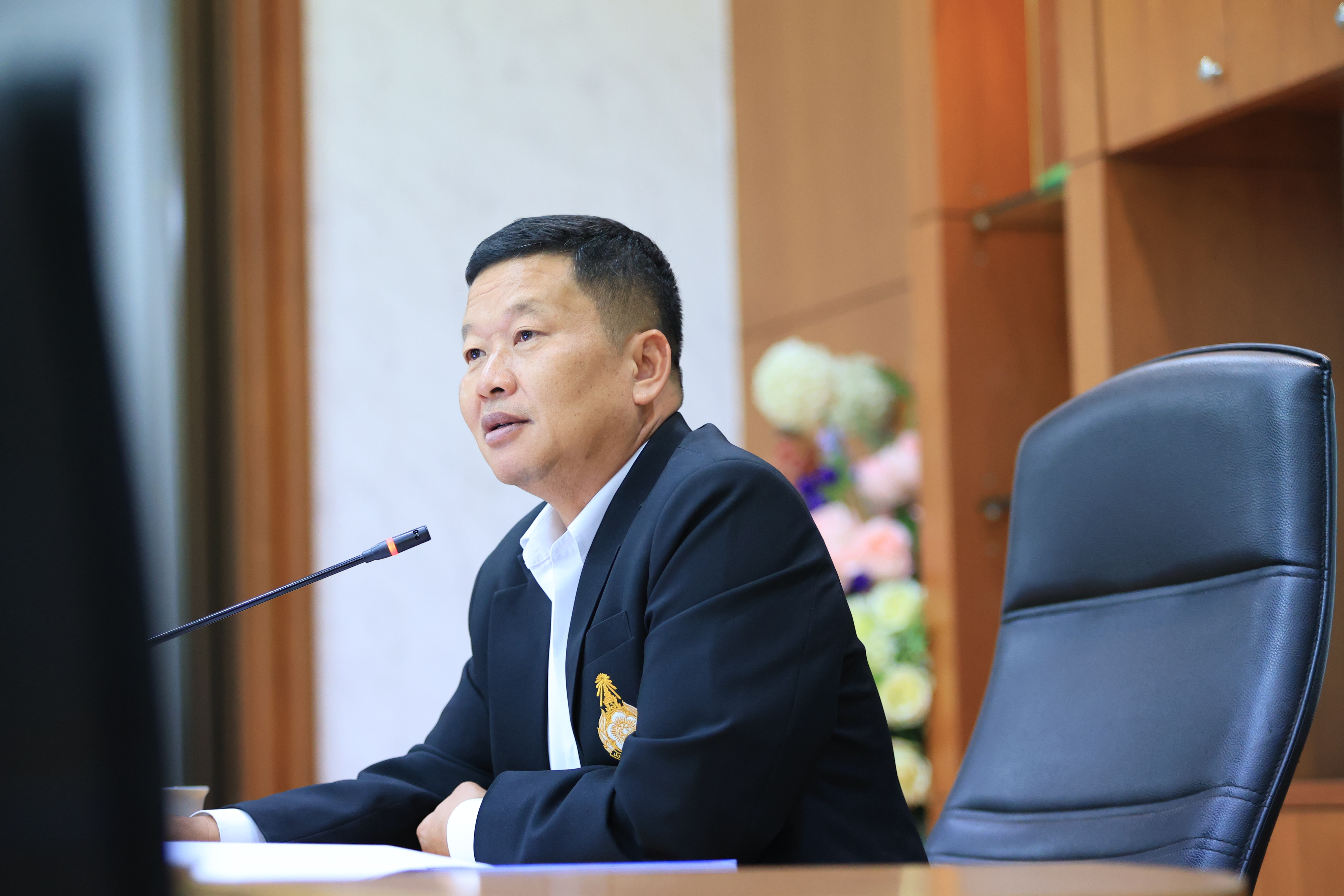 ส.ป.ก. ร่วมประชุมกับ ทส. หารือการนำผลงานศิลปาชีพบางไทร จัดแสดงในอาคารพิพิธภัณฑ์องค์ความรู้เรื่องไม้มีค่า (ข่าวแชร์)