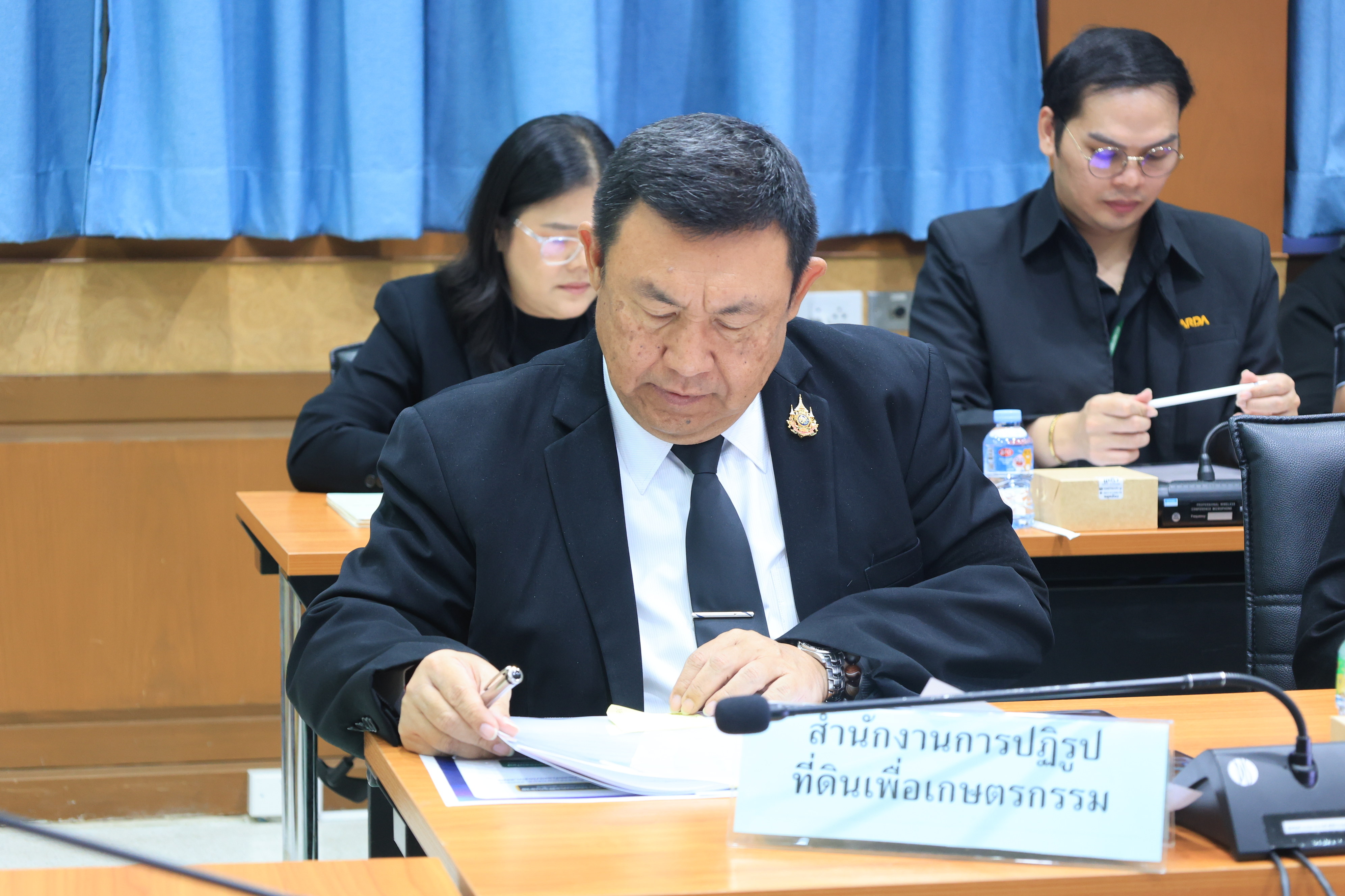 เลขาธิการ ส.ป.ก. ร่วมประชุมคณะกรรมการบริหารนโยบายสร้างวิธีการทํางานสู่การปฏิบัติโครงการศูนย์บริการประชาชนภาคการเกษตร ของกระทรวงเกษตรและสหกรณ์ ครั้งที่ 1/2568