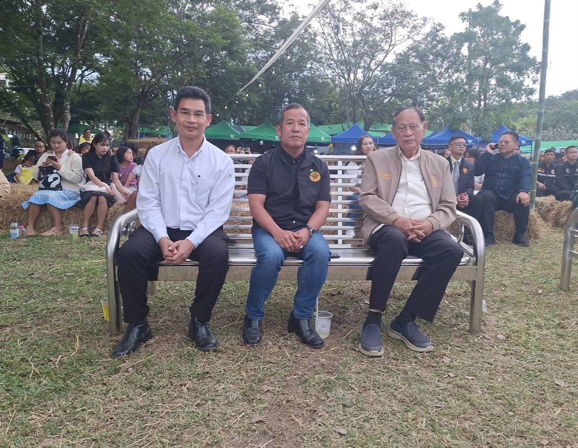 ส.ป.ก. ร่วมงาน เทศกาลผักอินทรีย์และของดีวังน้ำเขียว ครั้งที่ 5 (ข่าวแชร์)