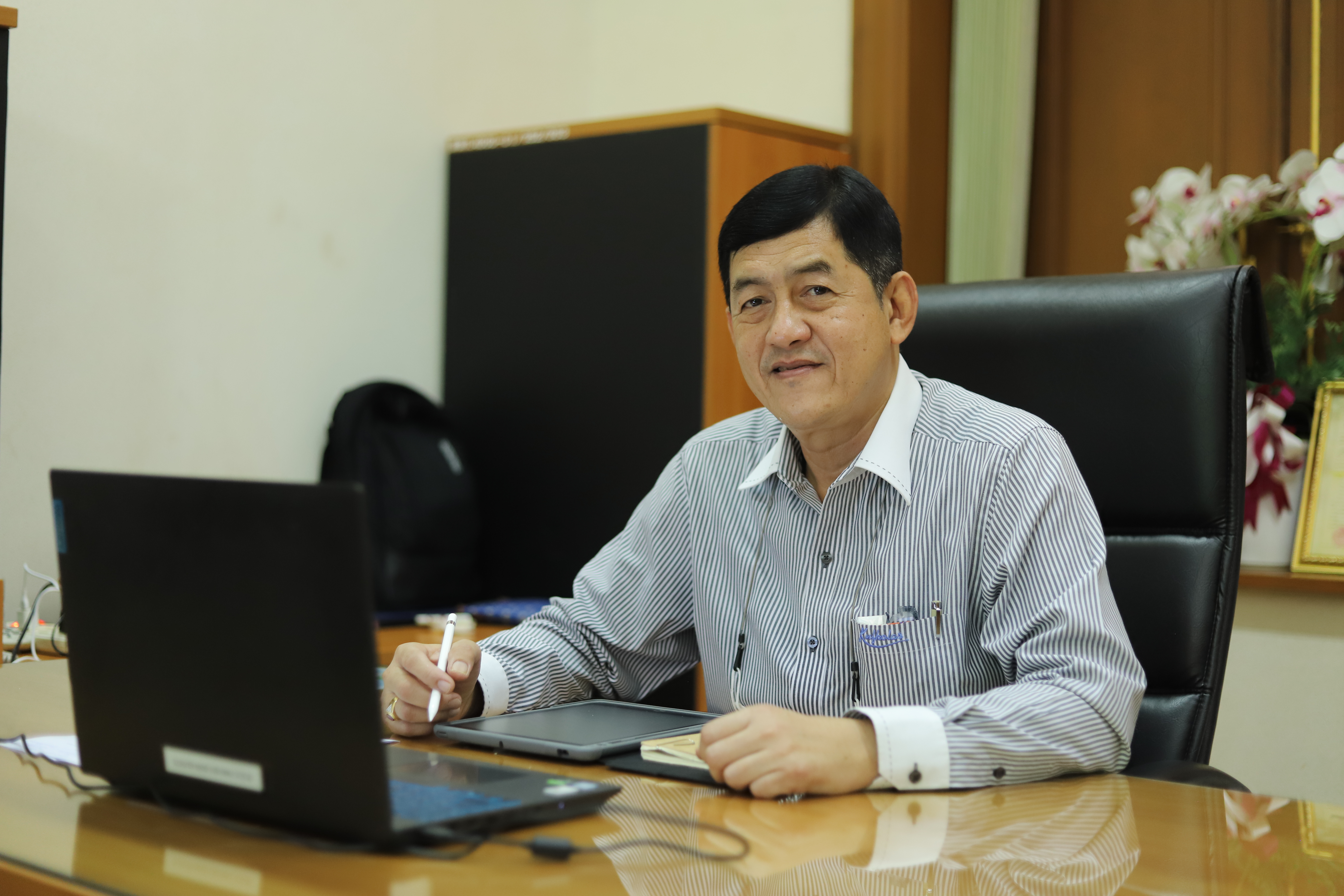 ผู้ตรวจราชการกรม ร่วมประชุมชี้แจงแนวทางการตรวจราชการ ตามแผนตรวจราชการและการขับเคลื่อนแบบบูรณาการในระดับพื้นที่ของผู้ตรวจราชการกระทรวงเกษตรและสหกรณ์ ประจำปีงบประมาณ พ.ศ. 2566 ผ่านระบบประชุมทางไกลออนไลน์ (ข่าวแชร์)
