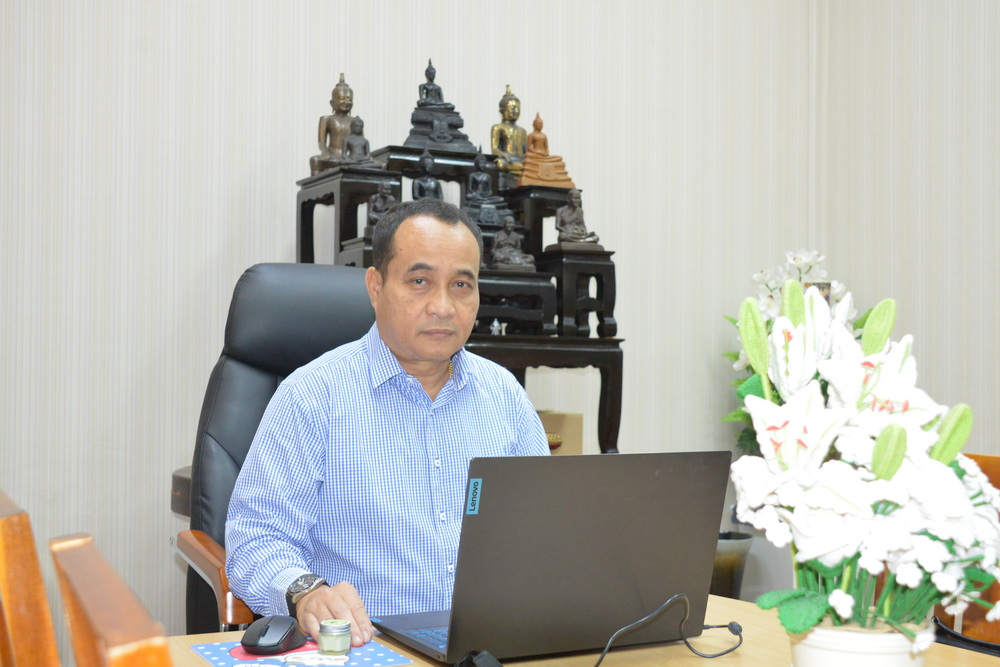ส.ป.ก.ร่วมประชุมผ่านระบบ Zoom Meeting หารือแนวทางในการติดตาม เฝ้าระวังสถานการณ์ และเตรียมความพร้อมป้องกันและแก้ไขปัญหาฝุ่นละอองขนาดเล็กไม่เกิน 2.5 ไมครอน(PM2.5) ภาคการเกษตร (ข่าวแชร์)