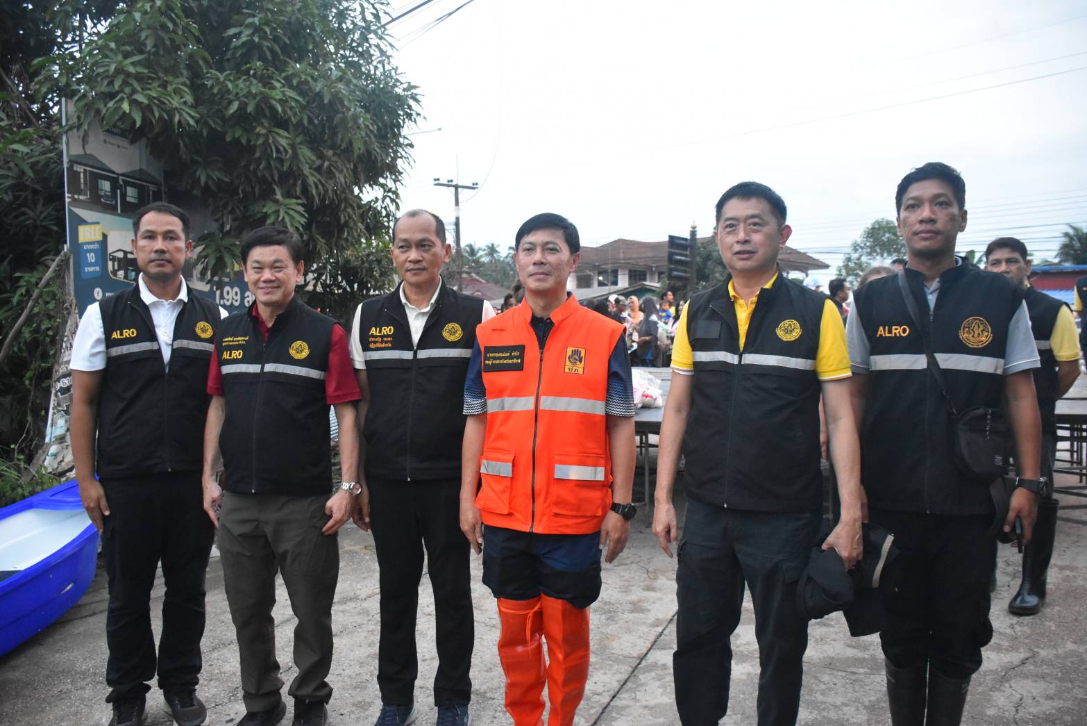 ส.ป.ก. ร่วมใจช่วยเหลือผู้ประสบอุทกภัยน้ำท่วมภาคใต้ จ.นราธิวาส