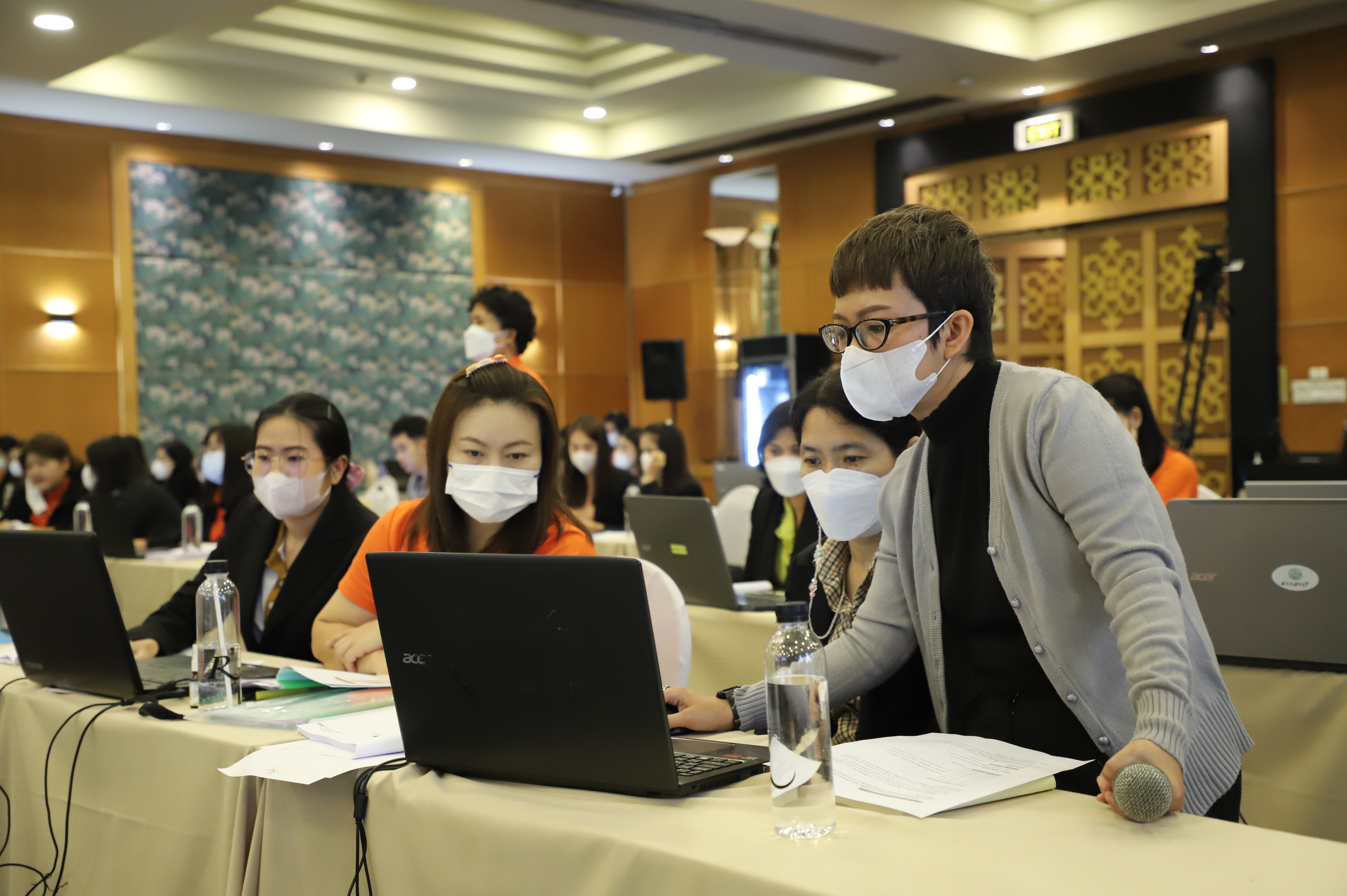 เข้มข้น! โครงการอบรมเชิงปฏิบัติการ หลักสูตร การฝึกทบทวนการใช้ระบบข้อมูลกองทุนการปฏิรูปที่ดินเพื่อเกษตรกรรม (ข่าวแชร์)