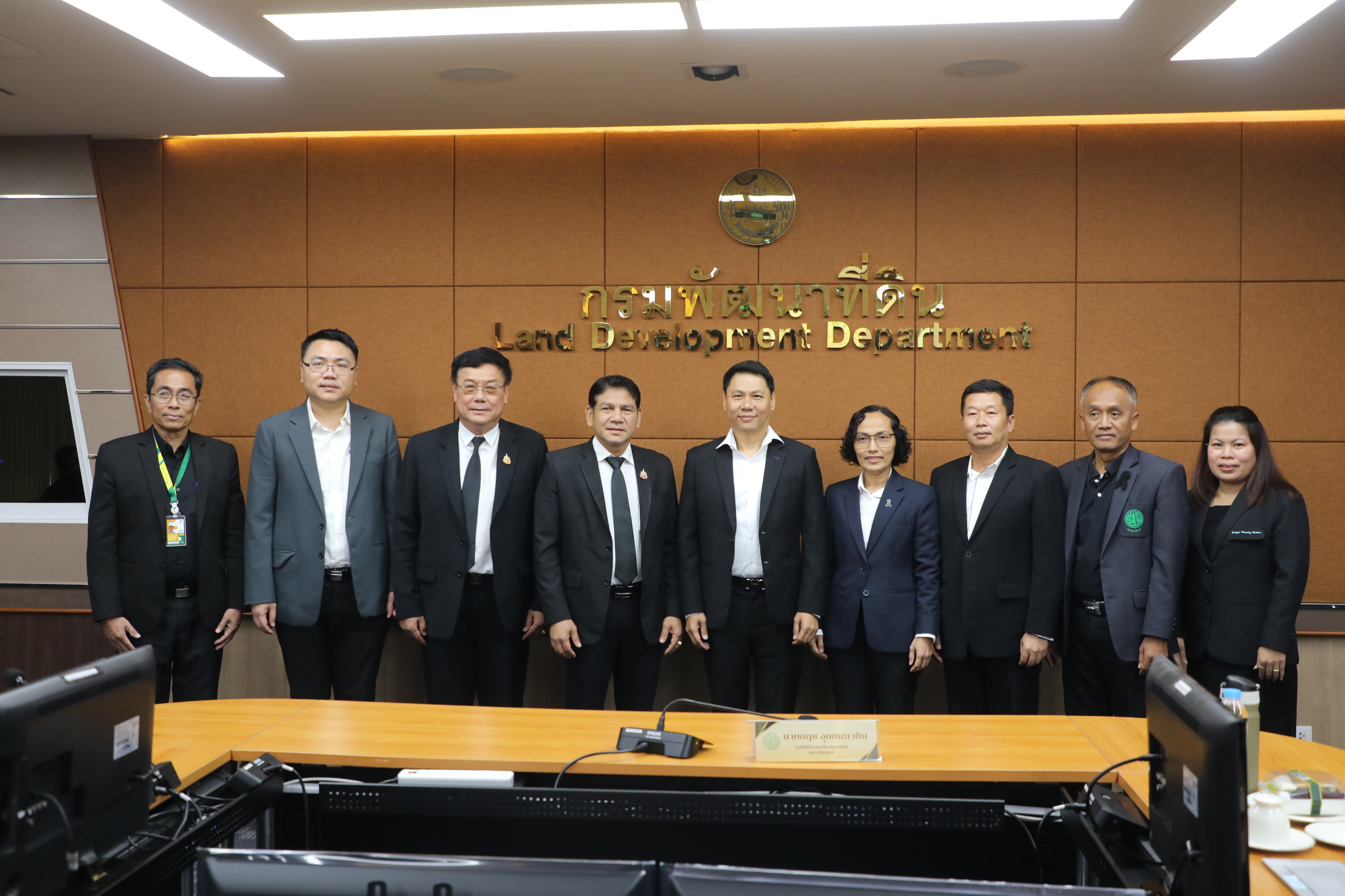 ส.ปก. ร่วมประชุมสัญจรภายใต้กำกับดูแลของรองปลัดกระทรวงเกษตรและสหกรณ์ (นายกฤษ อุตตมะเวทิน) (ข่าวแชร์)