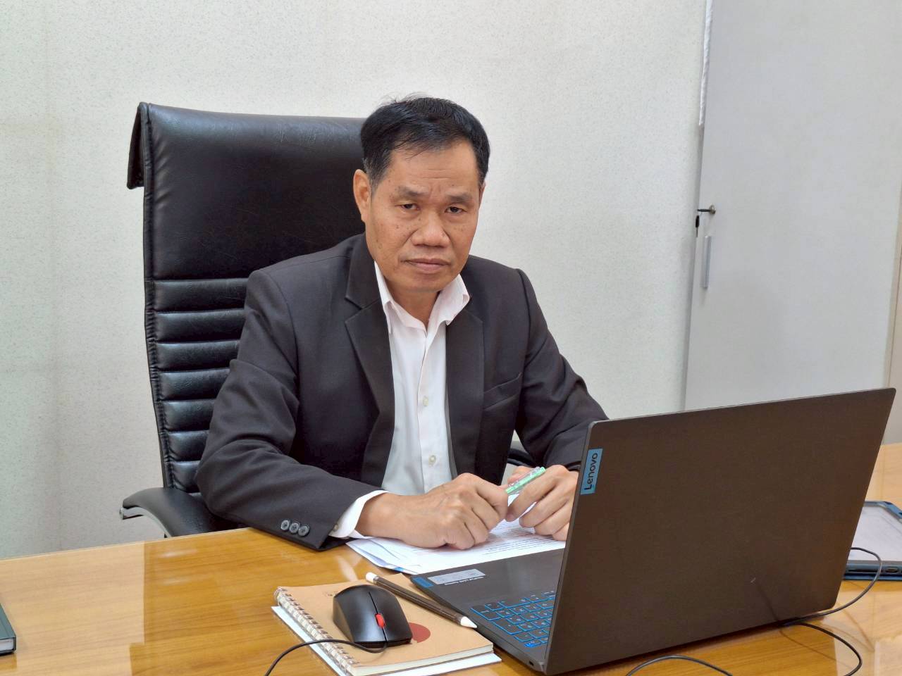 ผู้ตรวจราชการ ส.ป.ก. เข้าร่วมประชุมตรวจติดตามความก้าวหน้าผลการดำเนินงานตามแผนการตรวจราชการ ของผู้ตรวจราชการกระทรวงเกษตรและสหกรณ์ ประจำปีงบประมาณ พ.ศ. 2569 รอบที่ 1 ในเขตตรวจราชการที่ 11 จังหวัดสกลนคร