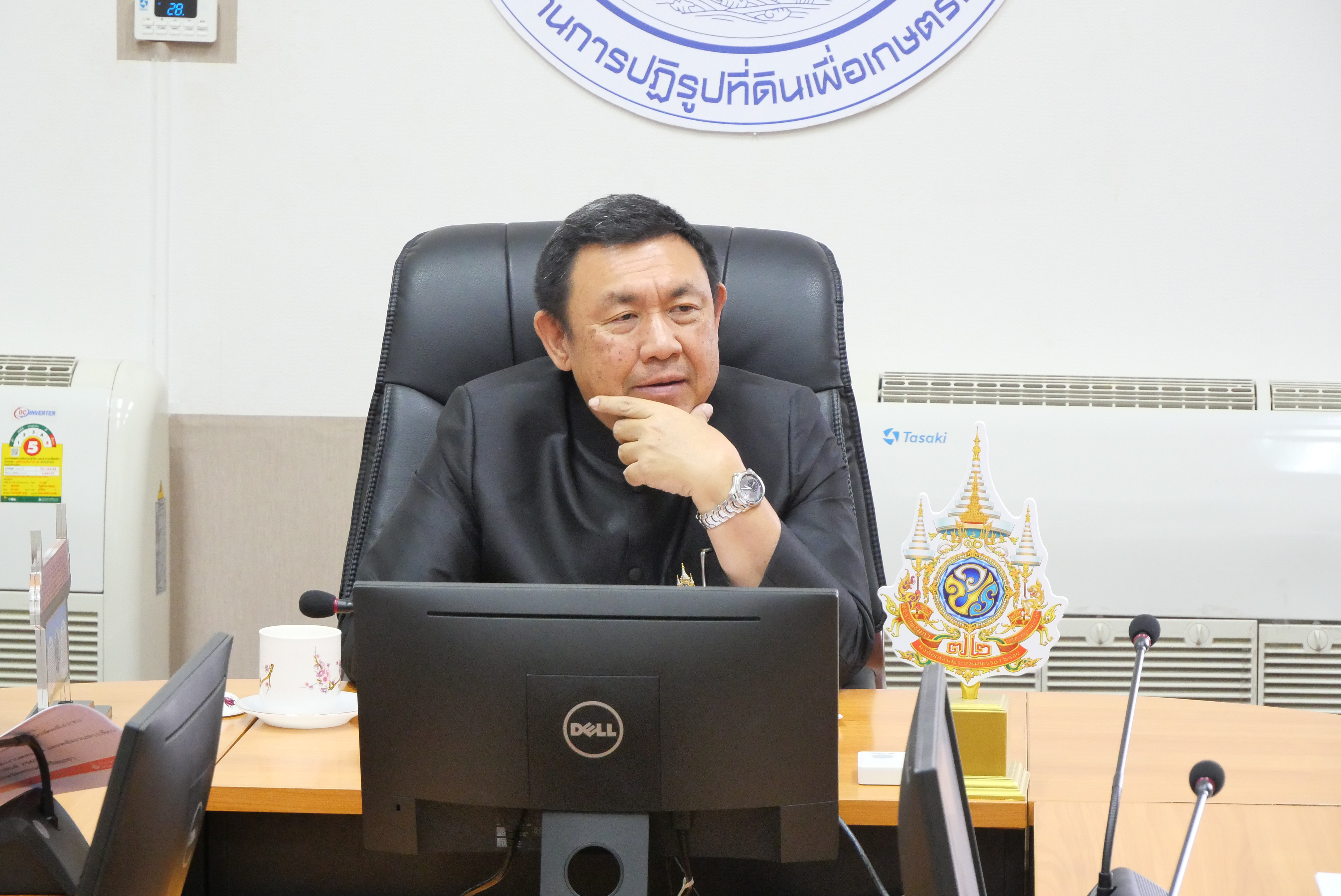 ประชุมหารือเรื่องพัฒนาพื้นที่ด้วยระบบกระจายน้ำ และโซล่าเซลล์ ในพื้นที่เขตปฏิรูปที่ดิน