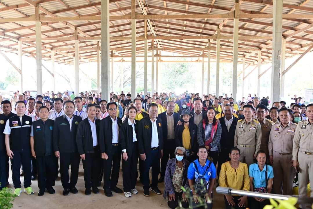 ส.ป.ก. ร่วมติดตามคณะรัฐมนตรีช่วยว่าการกระทรวงเกษตรและสหกรณ์ ลงพื้นที่ตรวจราชการในพื้นที่ คทช. จังหวัดชุมพร (ข่าวแชร์)