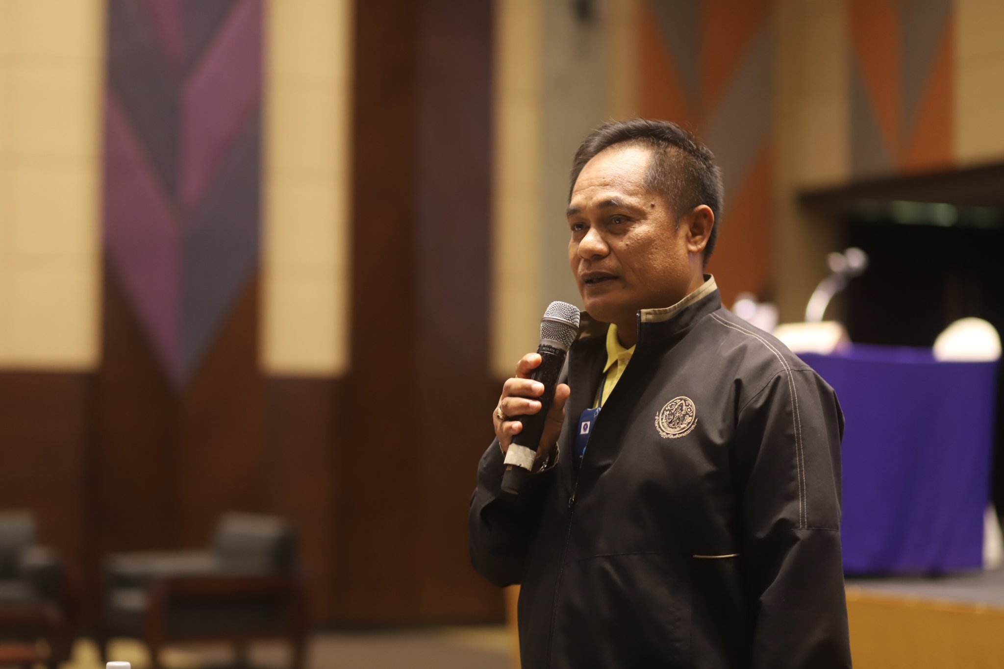 ส.ป.ก.ประชุมติดตามความก้าวหน้าผลการดำเนินงานปีงบประมาณ พ.ศ.2565 และแนวทางการขับเคลื่อนการดำเนินงานปีงบประมาณ พ.ศ.2566 ของสำนักงานการปฏิรูปที่ดินเพื่อเกษตรกรรม