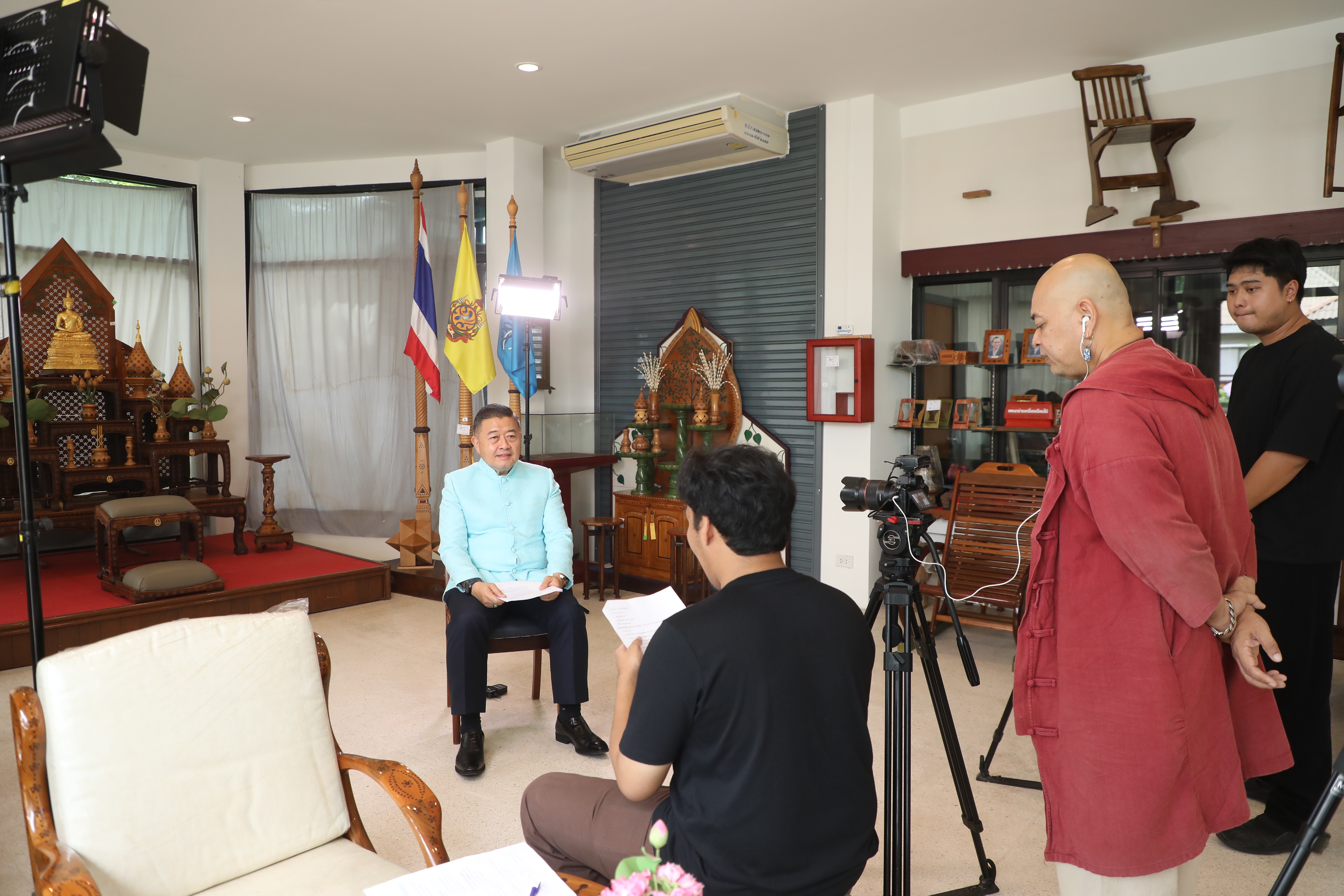 เลขาธิการ ส.ป.ก. ให้สัมภาษณ์กับรายการกระจกหกด้าน (ข่าวแชร์)