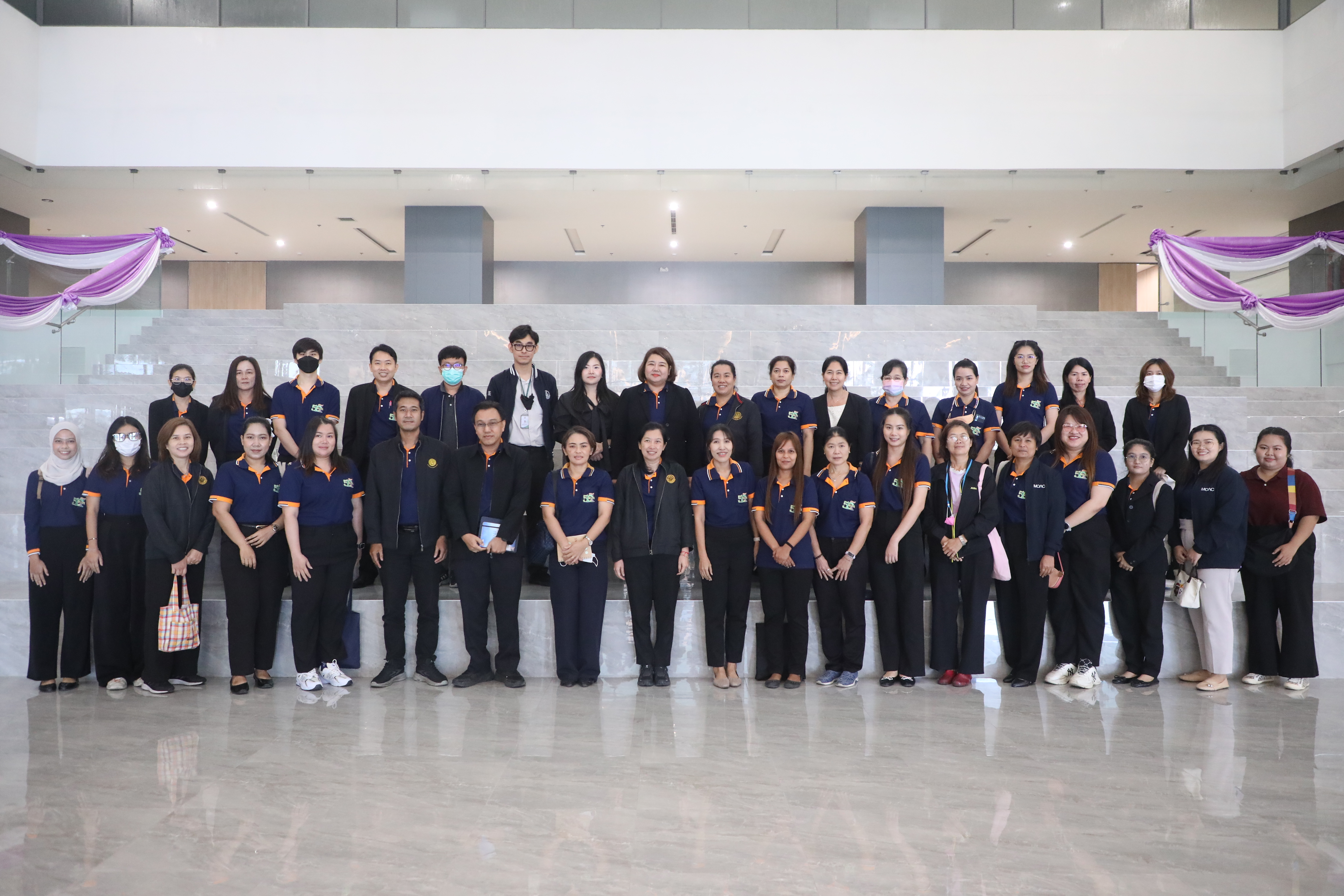 ส.ป.ก. เข้าศึกษาดูงาน กระทรวงดิจิทัลเพื่อเศรษฐกิจและสังคม ด้านการขับเคลื่อนการใช้งานเอกสารอิเล็กทรอนิกส์ในระบบ e-Office ภายใต้บริการคลาวด์กลางภาครัฐ (GDCC) (ข่าวแชร์)