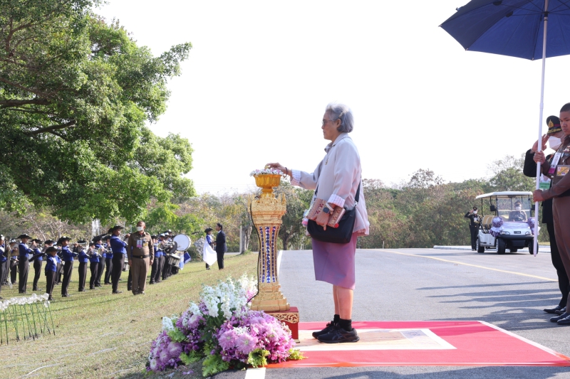 ส.ป.ก. ร่วมเฝ้ารับเสด็จฯ สมเด็จพระกนิษฐาธิราชเจ้า กรมสมเด็จพระเทพรัตนราชสุดาฯ สยามบรมราชกุมารี เสด็จฯ เป็นองค์ประธานเปิดงานเทศกาลโคนมแห่งชาติ ประจำปี 2568 (ข่าวแชร์)