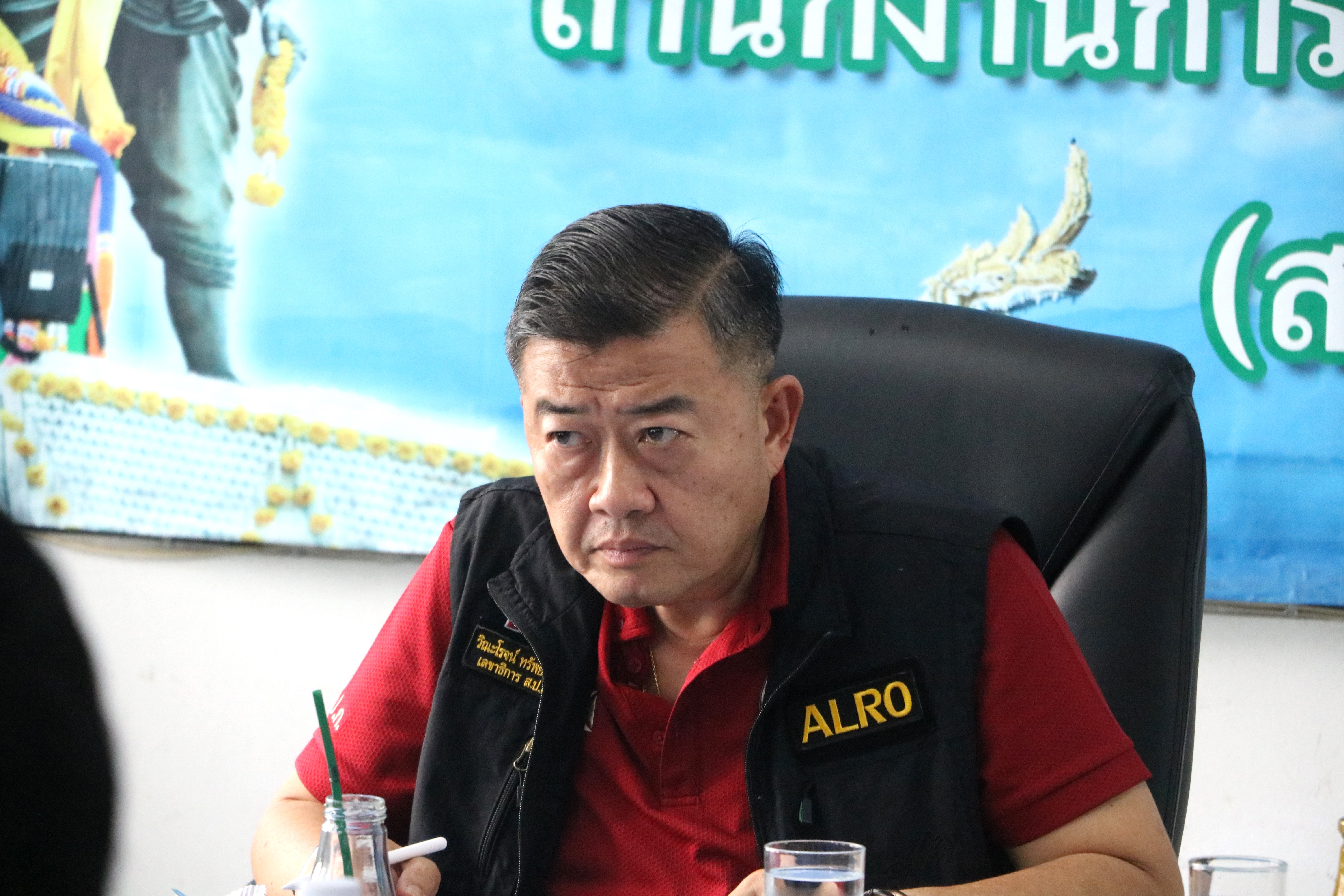 เลขาธิการ ส.ป.ก. ประชุมเตรียมความพร้อมการติดตาม รมว.กษ. ในการประชุม ครม. อย่างเป็นทางการนอกสถานที่ ณ จ.พะเยา