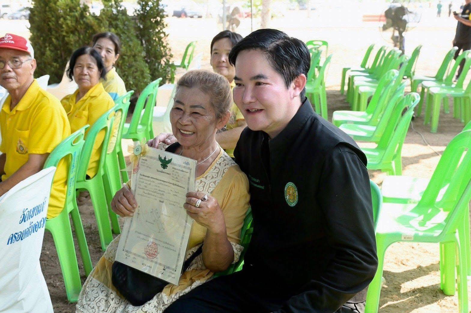 ส.ป.ก. ร่วมติดตาม รมช. กษ. และคณะ ลงพื้นที่ตรวจราชการในพื้นที่จังหวัดอุตรดิตถ์ (ข่าวแชร์)