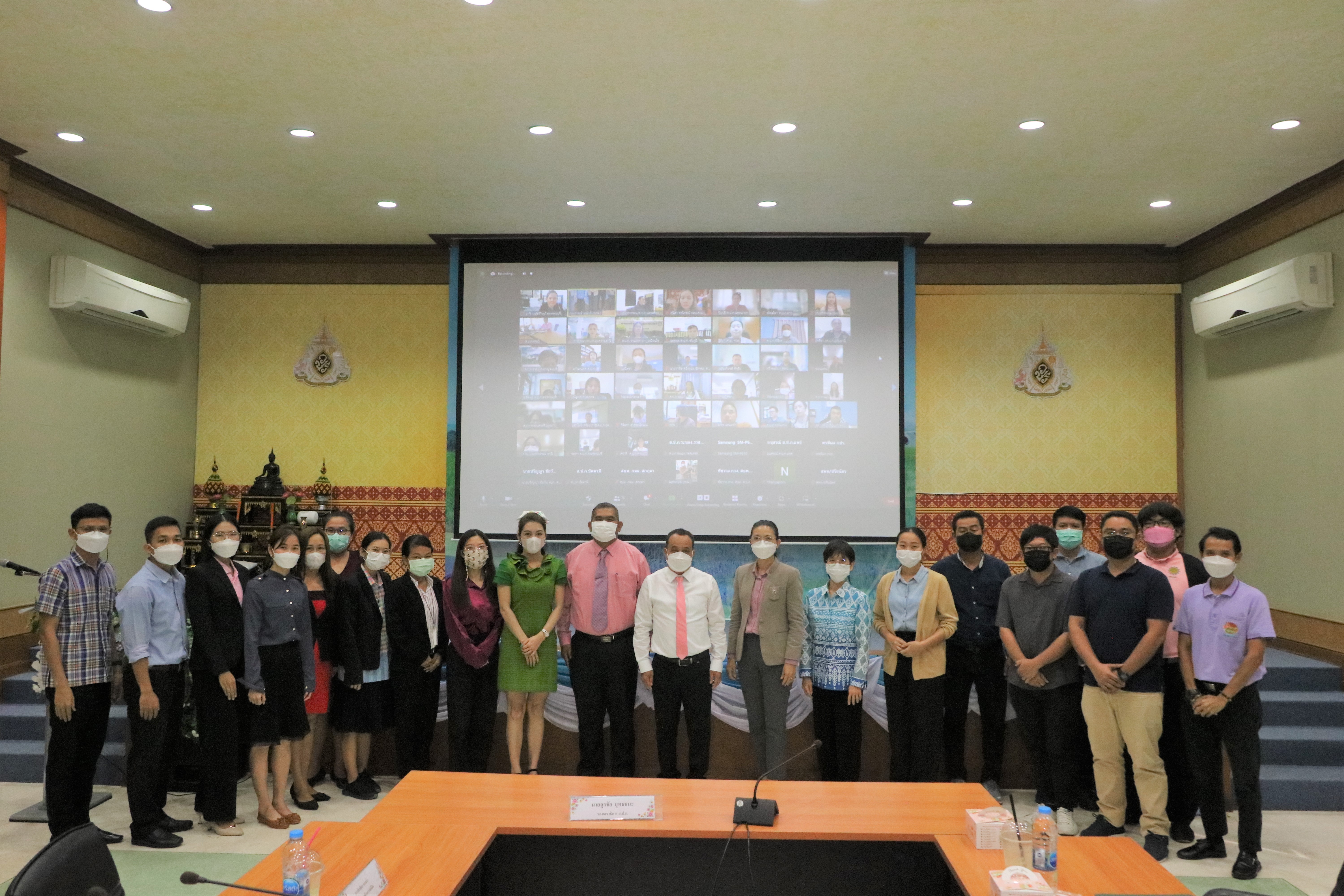 รองเลขาธิการ ส.ป.ก. ปิดการฝึกอบรมการเตรียมความพร้อมในการจัดทำผลงานเพื่อเลื่อนขึ้นแต่งตั้งให้ดำรงตำแหน่ง สำหรับประเภทวิชาการ ระดับชำนาญการ