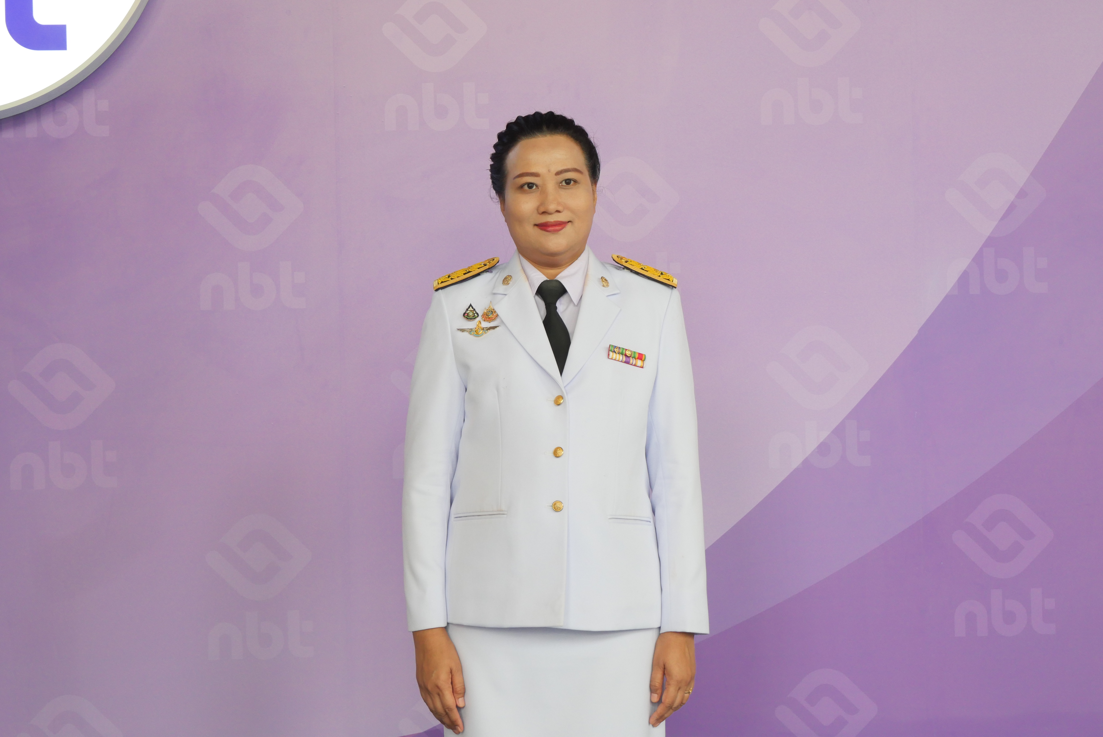คณะผู้บริหาร ส.ป.ก. บันทึกเทปถวายพระพรชัยมงคล สมเด็จพระนางเจ้าสุทิดา พัชรสุธาพิมลลักษณ พระบรมราชินี เนื่องในโอกาสวันเฉลิมพระชนมพรรษา 47 พรรษา
