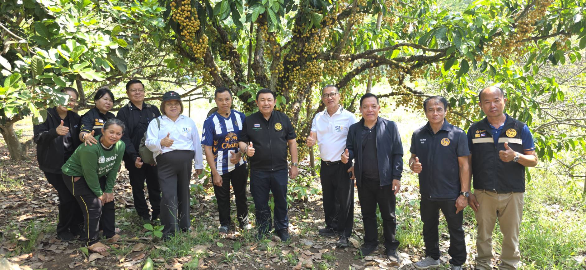 เลขาธิการ ส.ป.ก. ลงพื้นที่ตรวจเยี่ยมพื้นที่ปฏิรูปที่ดิน และมอบโฉนดเพื่อการเกษตร ณ จังหวัดเชียงใหม่ (ข่าวแชร์)