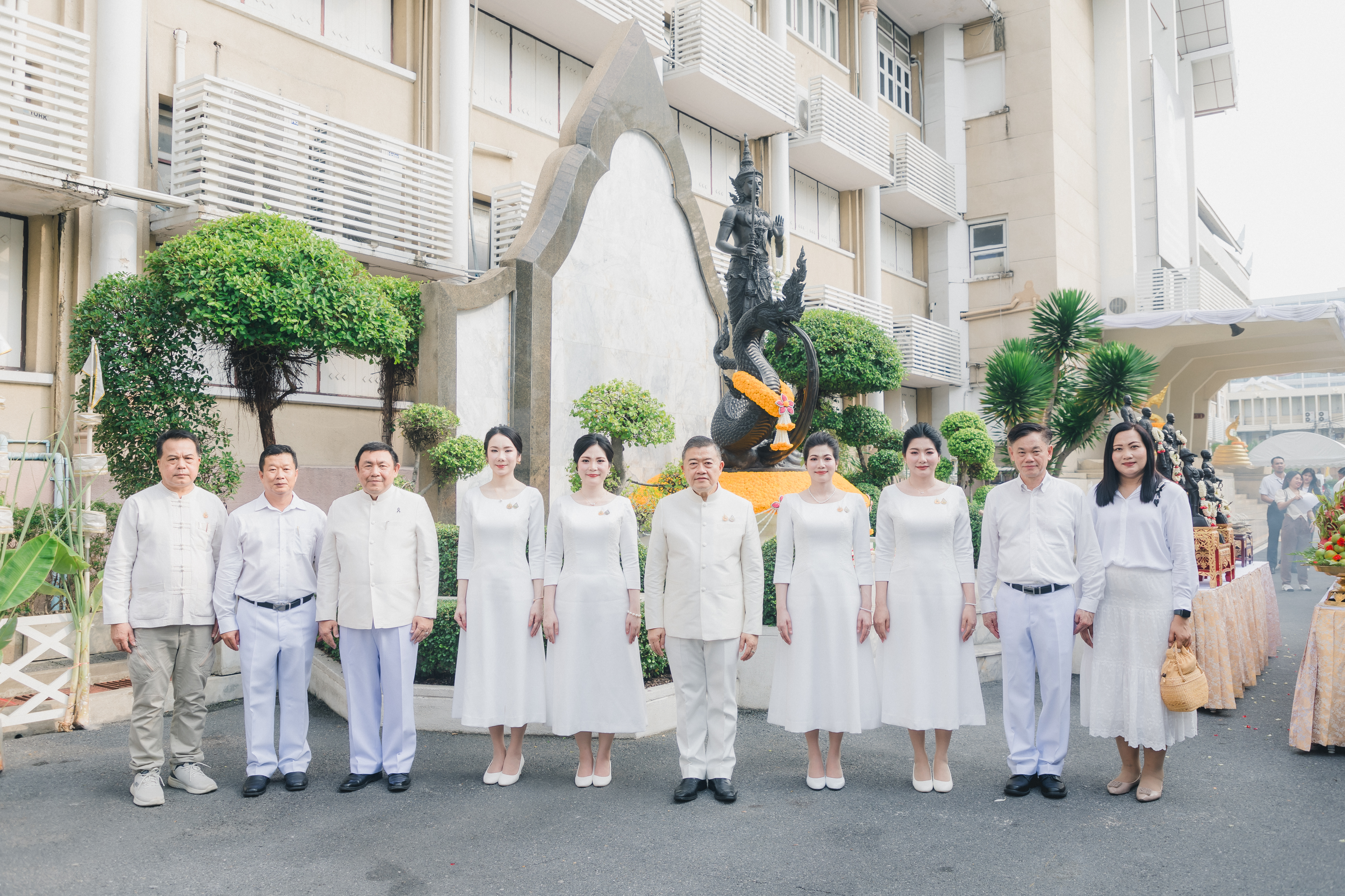ส.ป.ก. ร่วมพิธีบวงสรวงบูรพกษัตริย์ องค์พระพิรุณทรงนาค และศาลพระภูมิเจ้าที่ เนื่องในวันพระราชพิธีพืชมงคลจรดพระนังคัลแรกนาขวัญ ประจำปีพุทธศักราช 2569 (ข่าวแชร์)