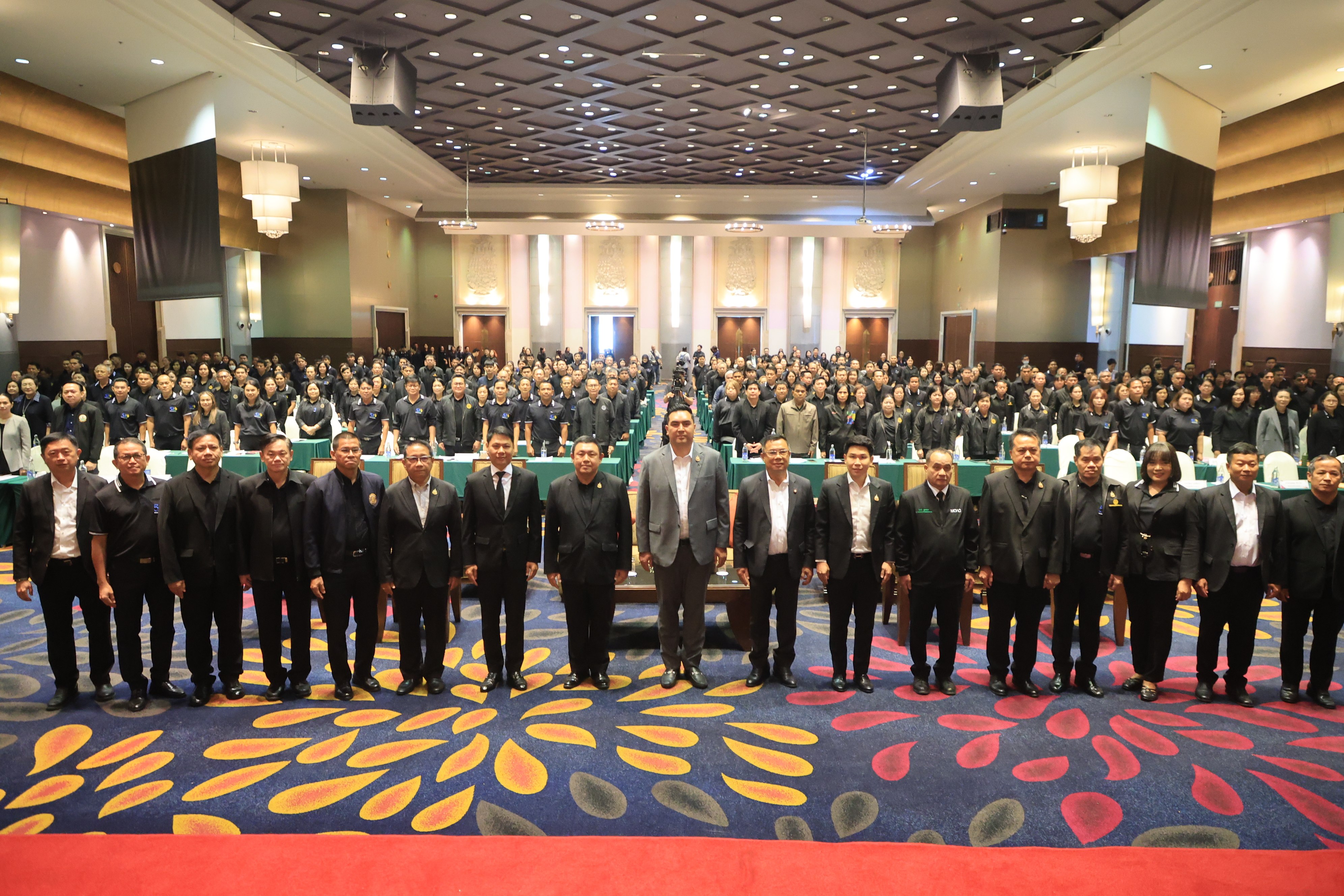 รมช.วัชระพล สั่งเร่งดำเนินการ บริหารจัดการที่ดินและดิน มอบสิทธิในที่ดินทำกินให้แก่เกษตรกร 