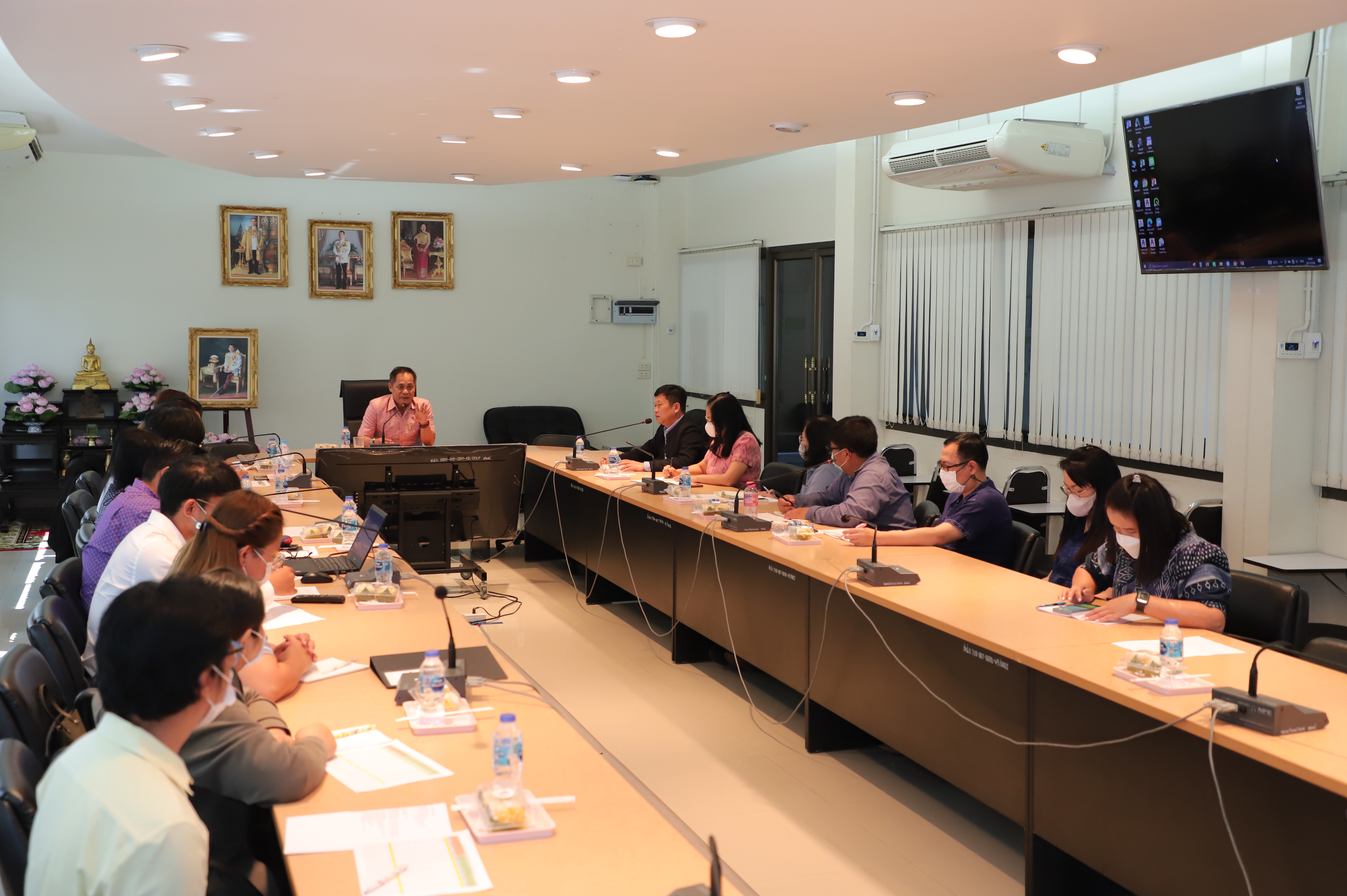 รองเลขาธิการ ส.ป.ก. ประชุมหารือแนวทางติดตามงานการตรวจสอบข้อมูลที่ดินกับฐานข้อมูลแผนที่ในเขตปฏิรูปที่ดิน (ข่าวแชร์)