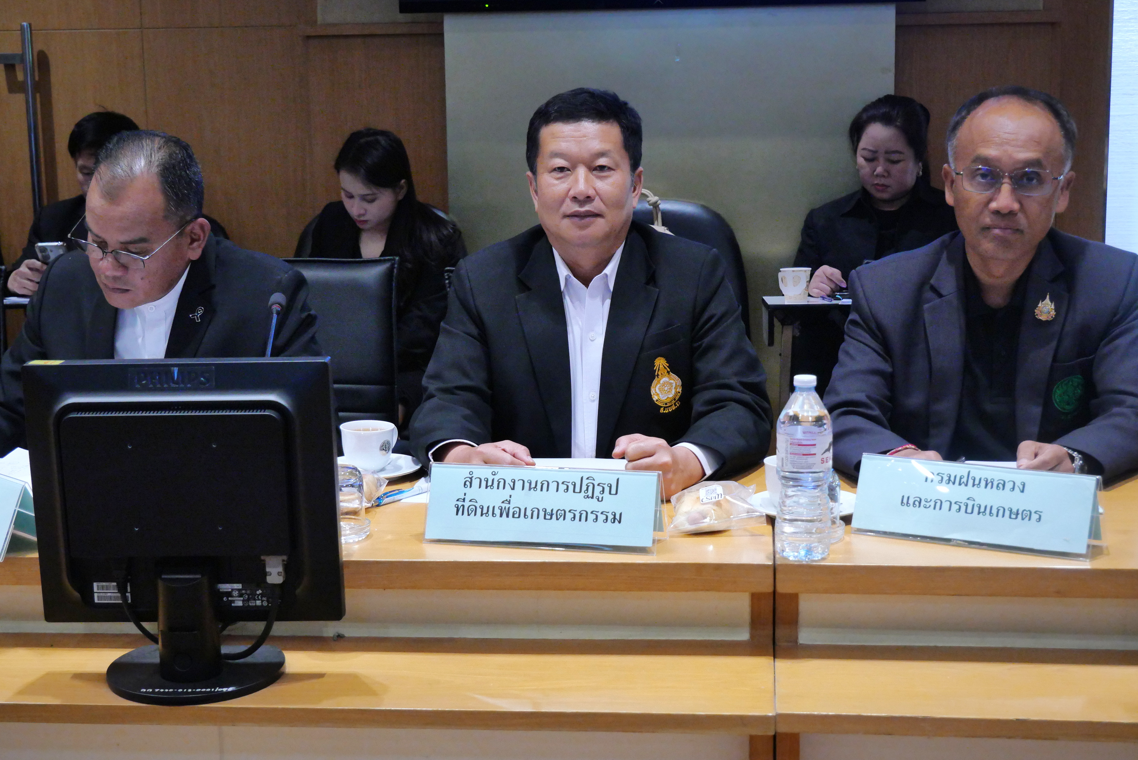 ส.ป.ก.ร่วมประชุมคณะกรรมการบริหารนโยบายสร้างวิธีทำงานสู่การปฏิบัติโครงการศูนย์บริการประชาชนภาคการเกษตร ของกระทรวงเกษตรและสหกรณ์ ครั้งที่ 1/2569 (ข่าวแชร์)