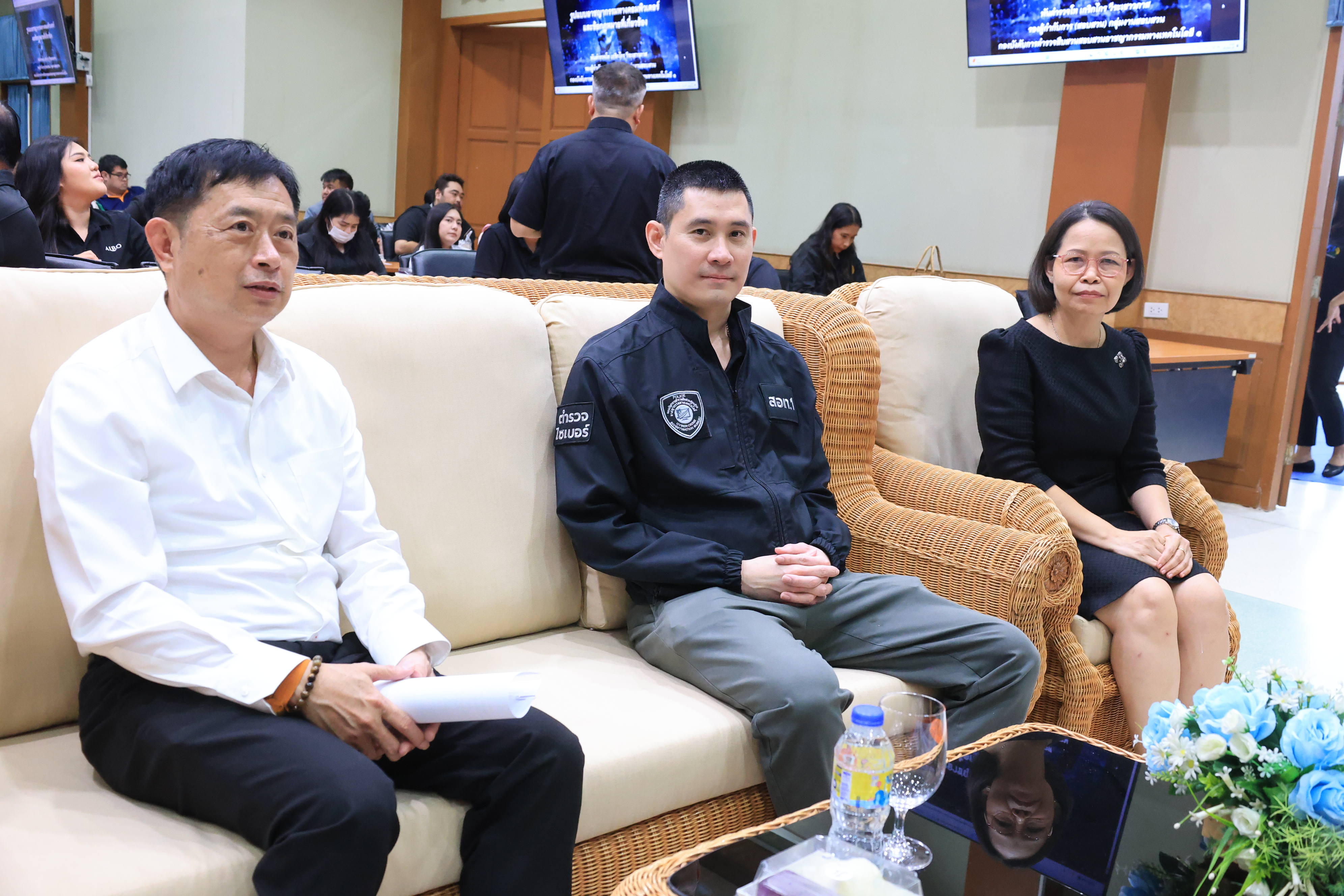 ส.ป.ก. โดยกองการเจ้าหน้าที่ จัดโครงการ ส่งเสริมคุณธรรมบนฐานชีวิตวิถีใหม่ เรื่อง ส่งเสริมคุณธรรมจริยธรรมและใช้เทคโนโลยีอย่างปลอดภัยในยุคดิจิทัล (ข่าวแชร์)