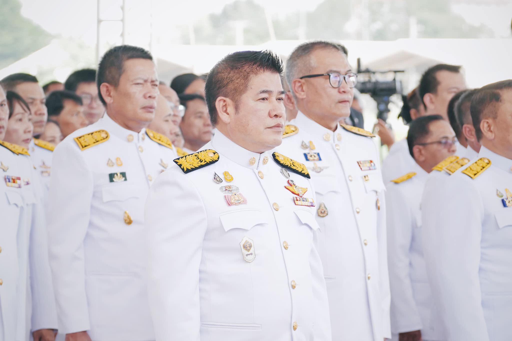 ส.ป.ก. ร่วมพิธีวางพานพุ่มดอกไม้สดถวายราชสักการะ เนื่องในวันพระบิดาแห่งฝนหลวง ประจำปี 2566 (ข่าวแชร์)