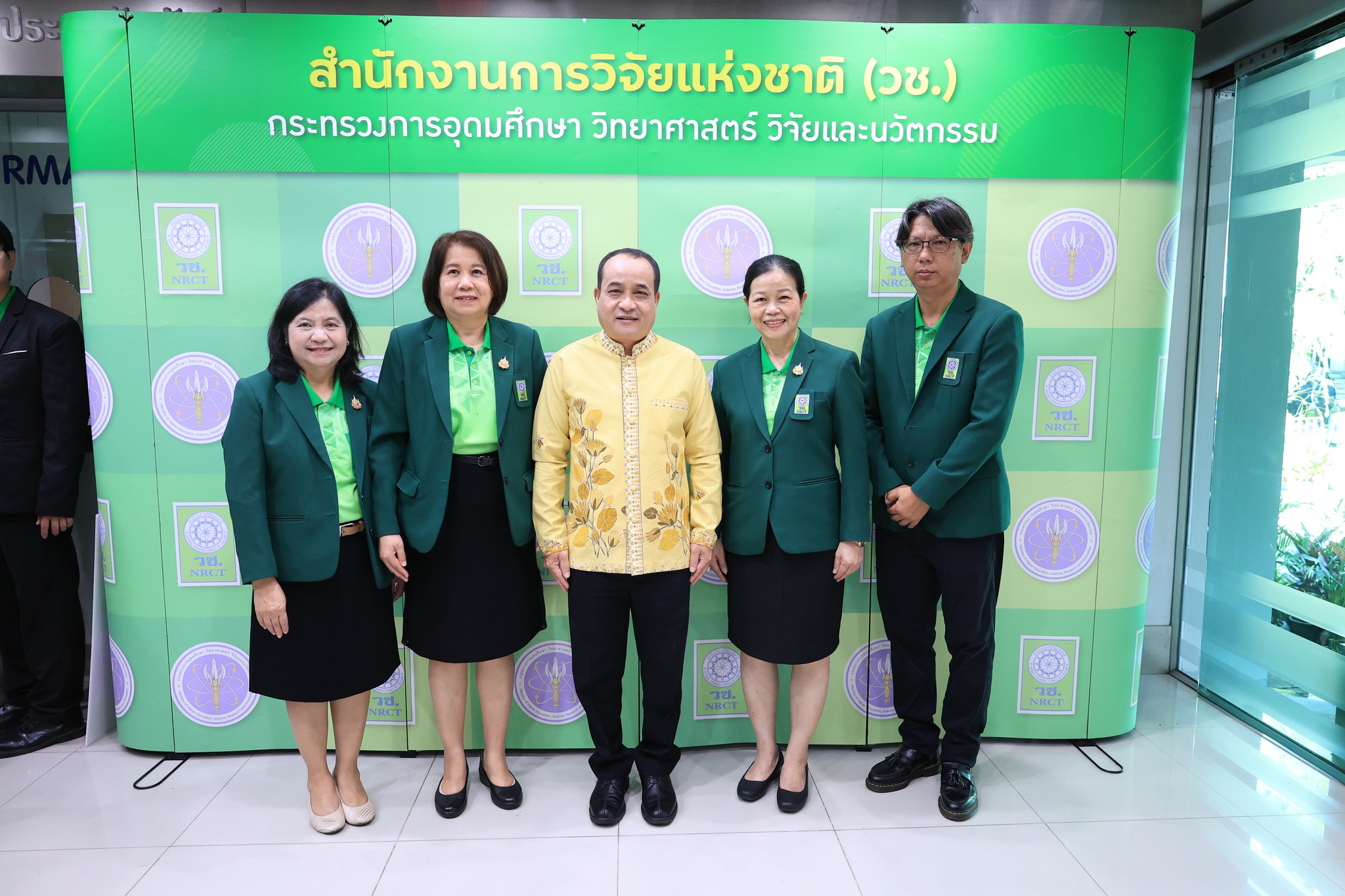 ส.ป.ก. ร่วมเป็นเกียรติในพิธีเปิดงานเนื่องในโอกาสสำนักงานวิจัยแห่งชาติ ครบรอบ 65 ปี (ข่าวแชร์)