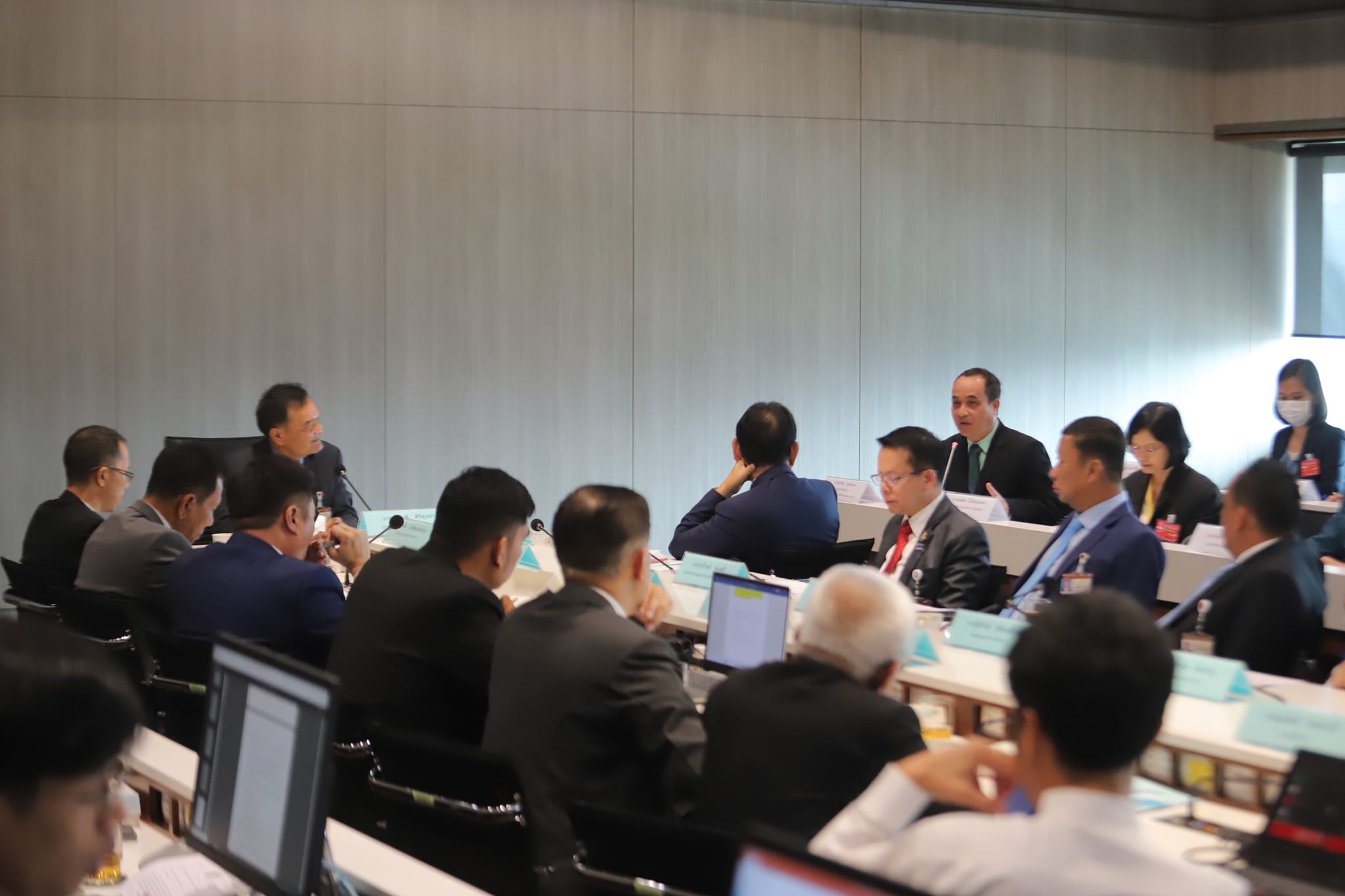 ส.ป.ก. ร่วมให้ข้อมูลแก่คณะกรรมาธิการที่ดิน ทรัพยากรธรรมชาติและสิ่งแวดล้อม (ข่าวแชร์)