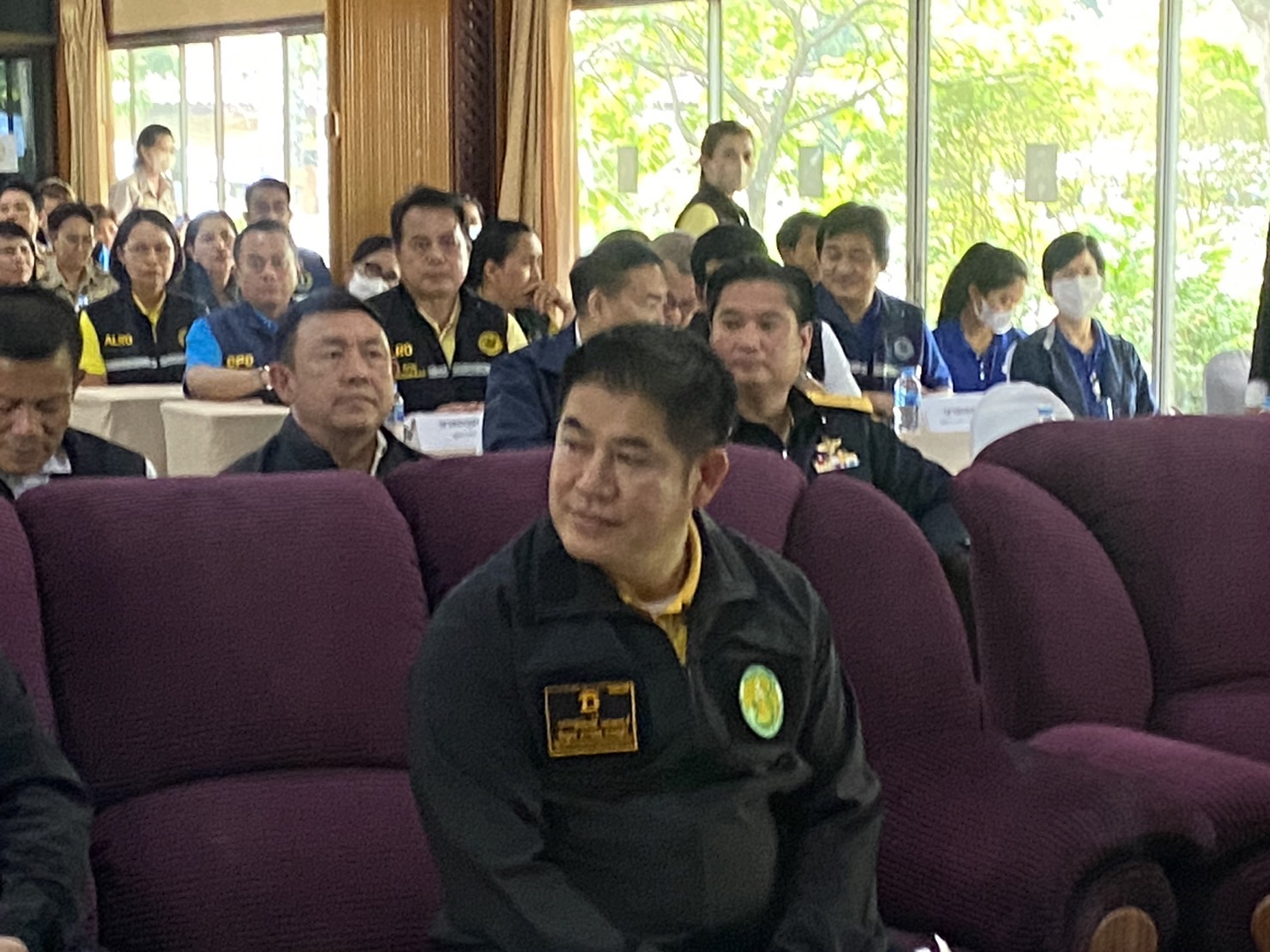 ส.ป.ก. ร่วมติดตาม รมว.กษ. ร้อยเอก ธรรมนัส พรหมเผ่าและคณะผู้บริหารกระทรวงเกษตรและสหกรณ์ ลงพื้นที่ติดตามงานศูนย์ปฏิบัติการและ เก็บเมล็ดเชื้อพันธุ์ข้าวแห่งชาติ(ศชช.) ณ ศูนย์วิจัยข้าวปทุมธานี กองวิจัยข้าวปทุมธานี ตำบลรังสิต อำเภอธัญบุรี จังหวัดปทุมธานี (ข่าวแชร์)