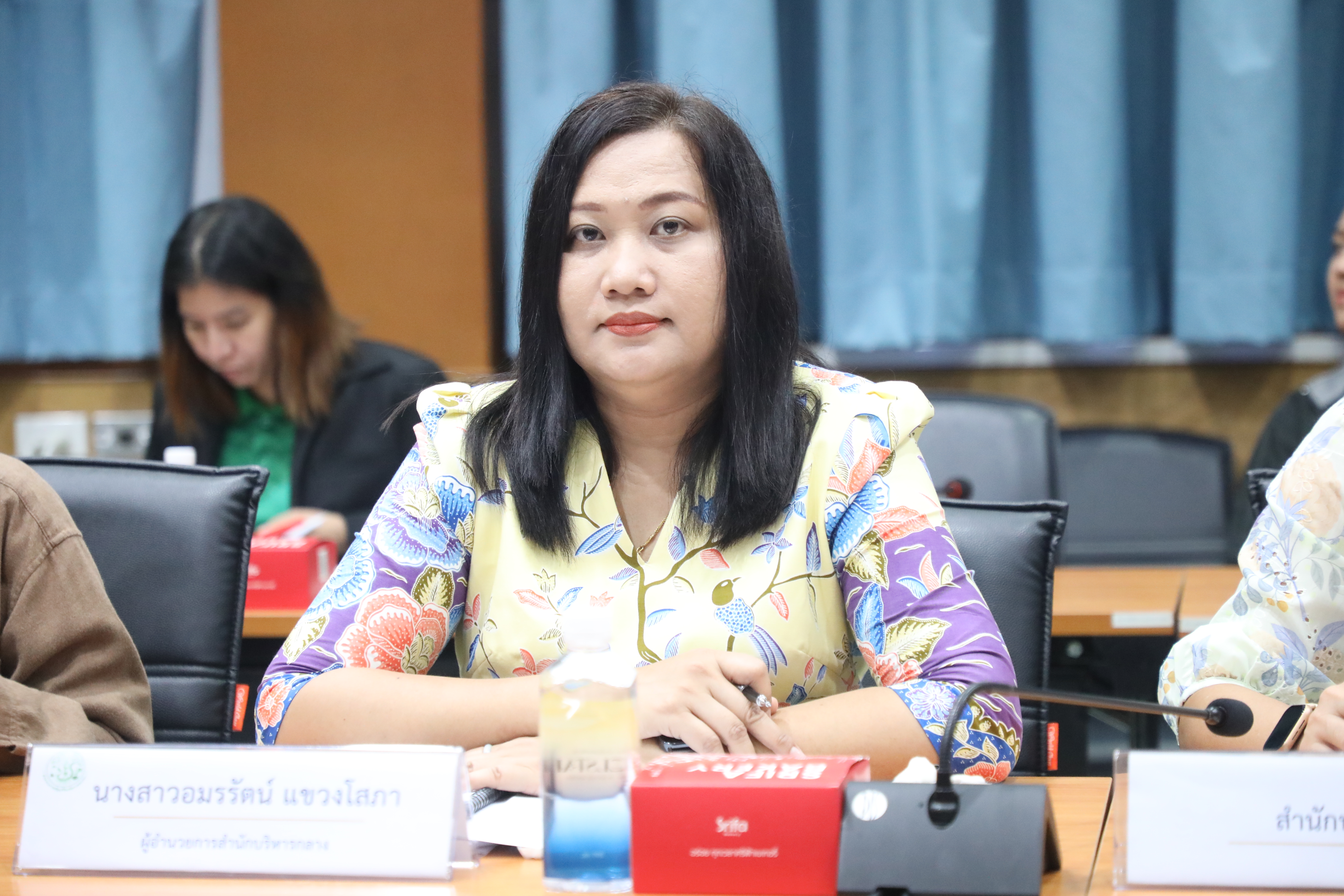 ส.ป.ก. ประชุมการเตรียมความพร้อมโครงการก่อสร้างอาคารที่ทำการ สำนักงานการปฏิรูปที่ดินเพื่อเกษตรกรรม ถนนประดิพัทธ์ กรุงเทพฯ