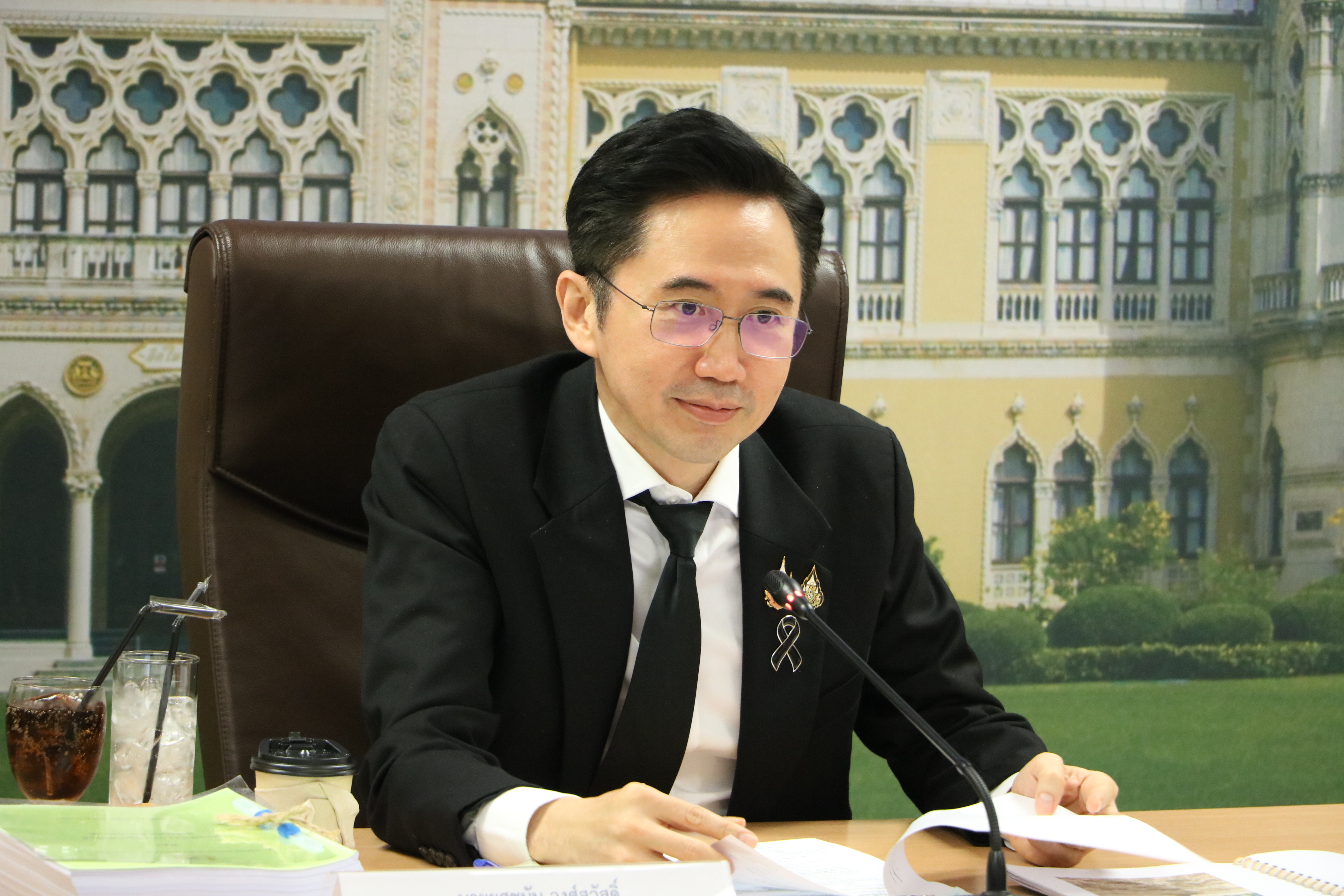 รองนายก นั่งหัวโต๊ะประชุมคณะกรรมการแก้ไขปัญหาของสภาเครือข่ายประชาชนอีสาน (สอส.) สภาประชาชน 4 ภาค ครั้งที่ 1/2569 