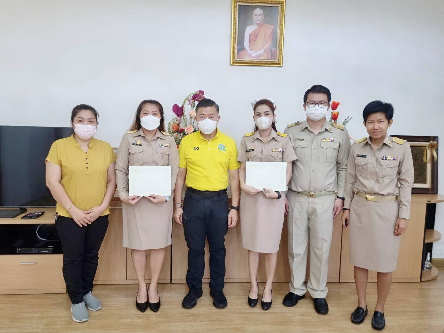 ผู้เข้าร่วมโครงการพัฒนาบุคลากรภาครัฐเพื่อภาครัฐสมรรถนะสูง (Co-Sharing) ประจำปีงบประมาณ พ.ศ. 2565 รายงานผลการฝึกอบรมแก่ เลขาธิการ ส.ป.ก. (ข่าวแชร์)