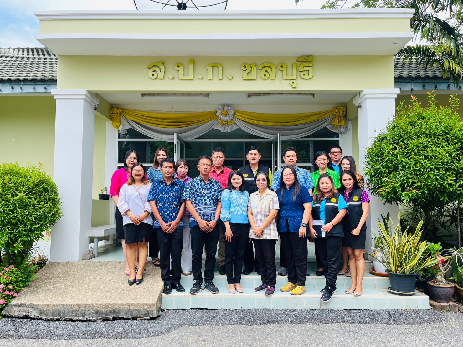  หัวหน้าผู้ตรวจราชการกรม (ส.ป.ก.) ประชุมติดตามผลการดำเนินงานตามแผนการตรวจราชการของ ส.ป.ก. ประจำปีงบประมาณ พ.ศ. 2566 รอบที่ 2 เขตตรวจราชการที่ 8 (จังหวัดชลบุรี)