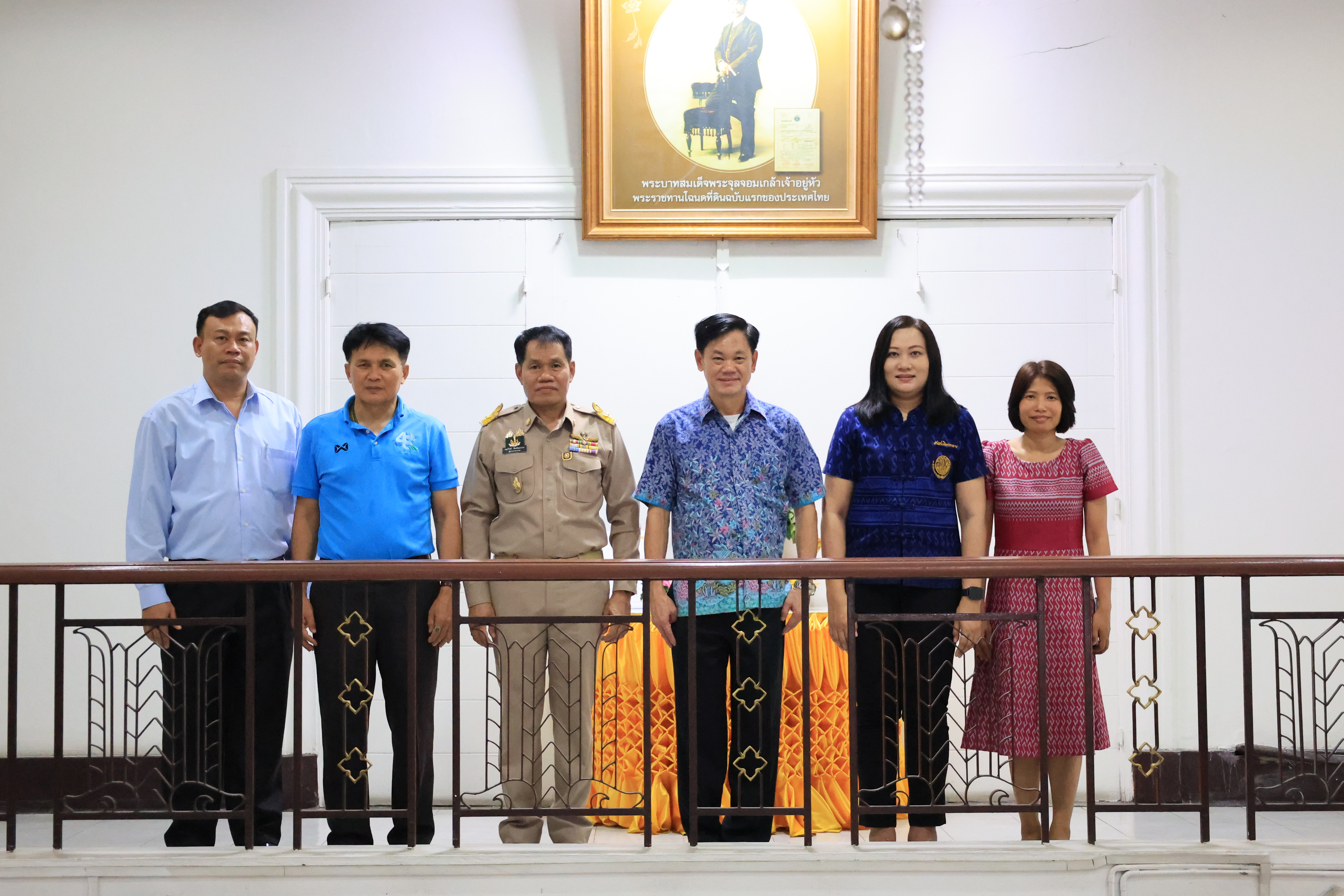 ผู้ตรวจราชการกรม ส.ป.ก. สักการะสิ่งศักดิ์สิทธิ์และรายงานตัวเนื่องในโอกาสเข้ารับตำแหน่งใหม่