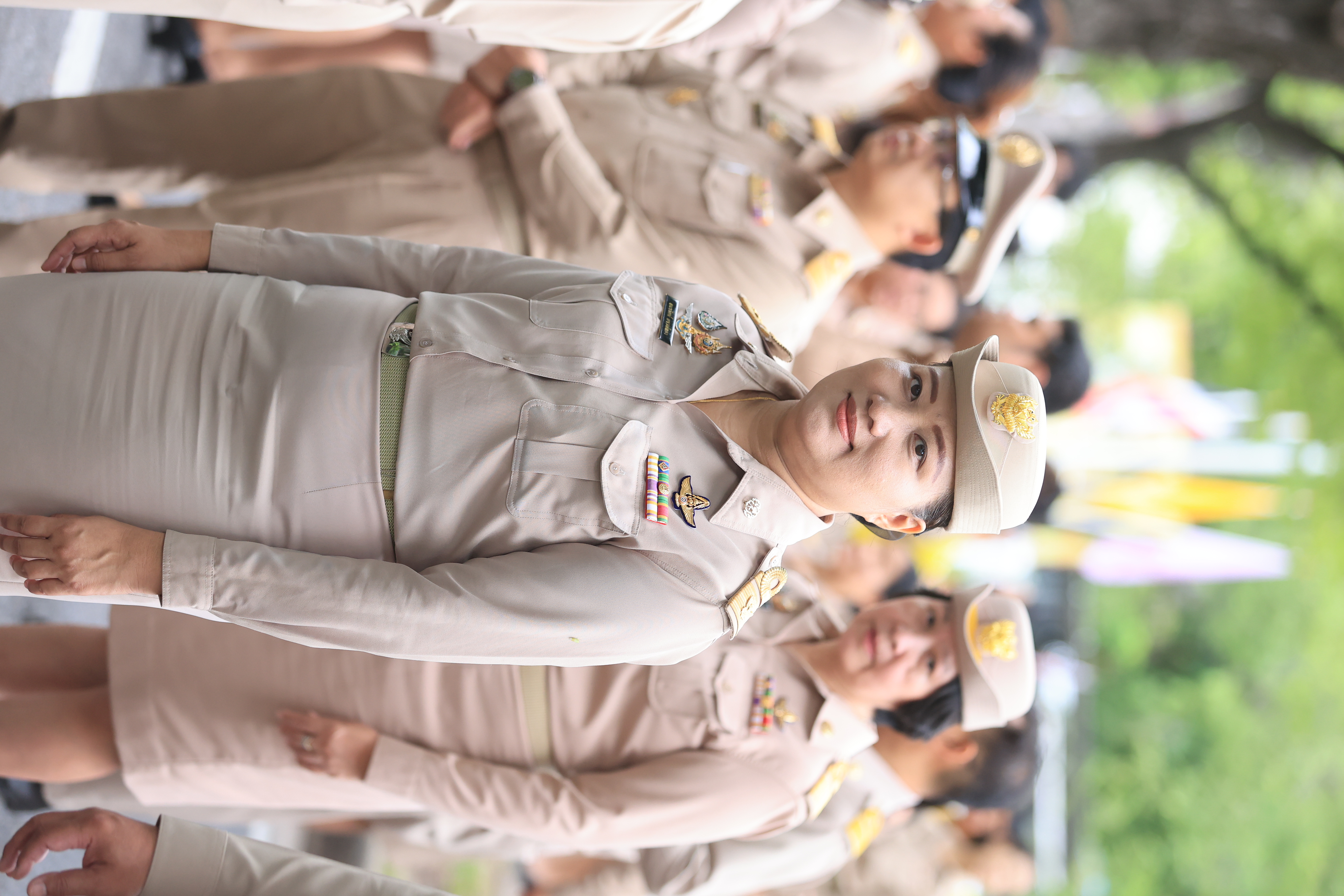 เลขาธิการ ส.ป.ก. นำคณะผู้บริหาร เจ้าหน้าที่ ส.ป.ก. ร่วมร้องเพลงชาติเนื่องในวันพระราชทานธงชาติไทย 28 กันยายน (Thai National Flag Day)