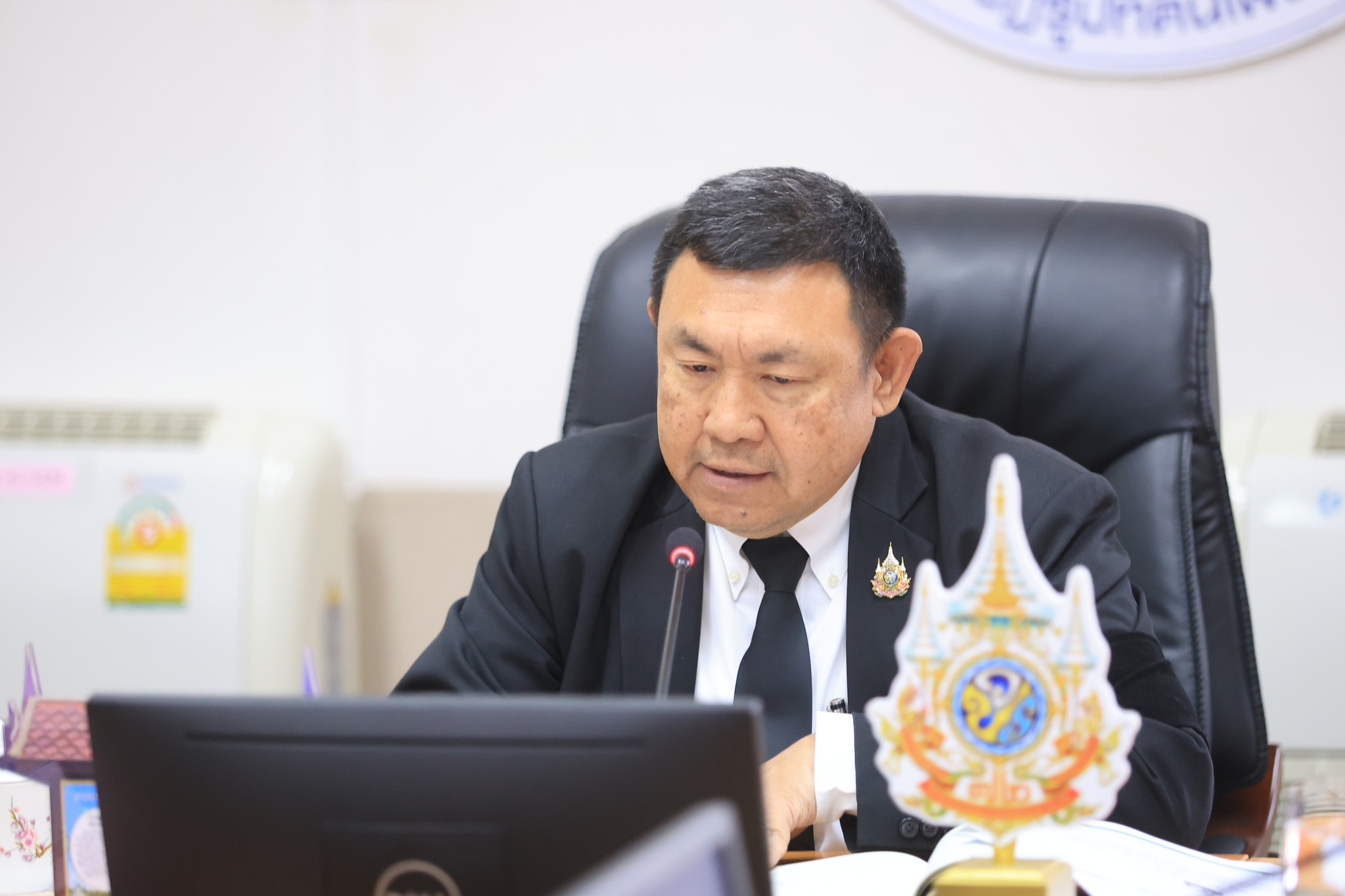 การประชุมสถานการณ์และผลกระทบที่เกิดจากเหตุการณ์ความไม่สงบในพื้นที่จังหวัดชายแดนไทย-กัมพูชา