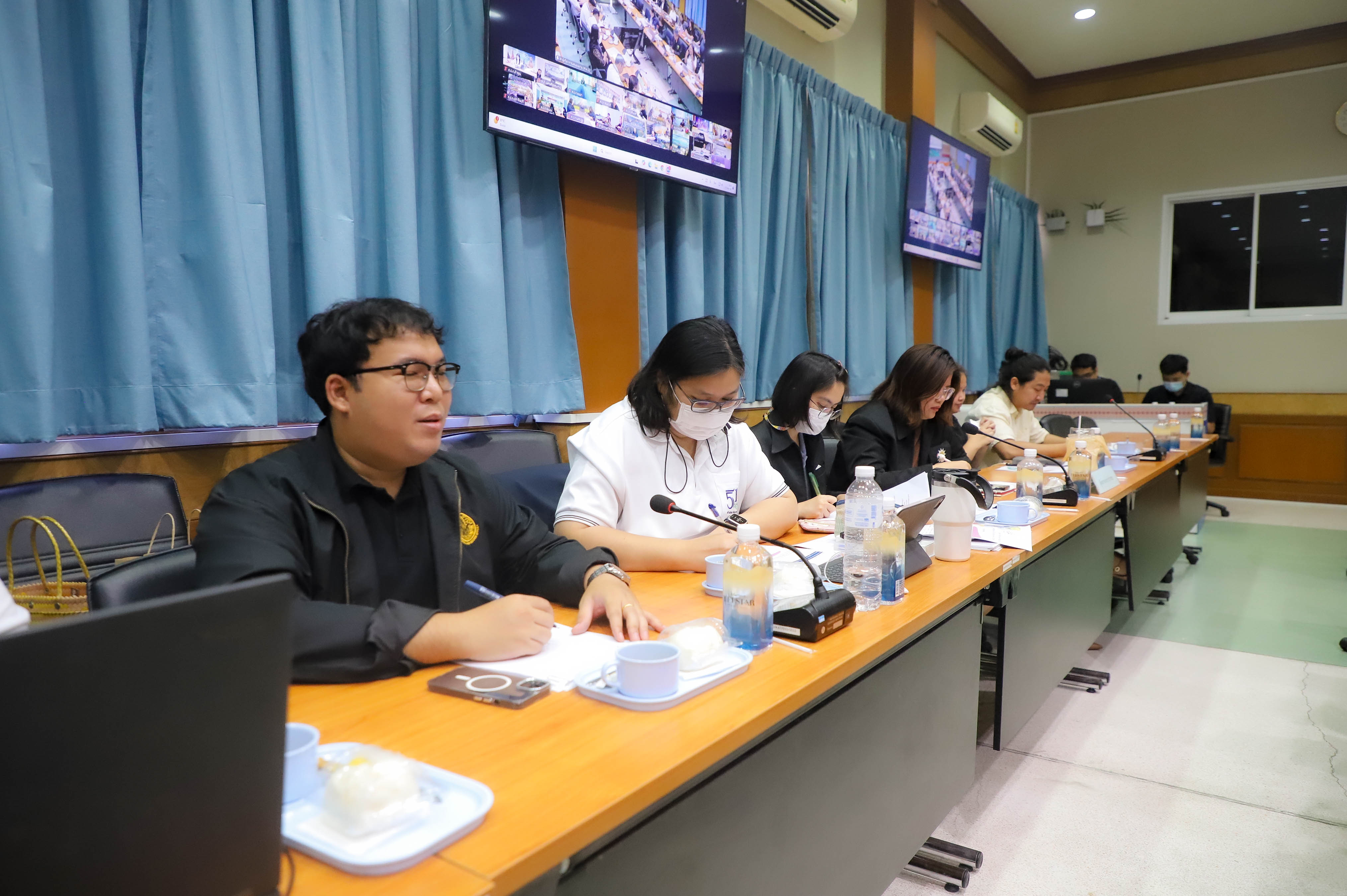 title - เลขาธิการ ส.ป.ก. ประชุมคณะทำงานติดตามเร่งรัดการใช้จ่ายเงินงบประมาณประจำปีงบประมาณ พ.ศ. 2569 ของ ส.ป.ก. ครั้งที่ 3/2569